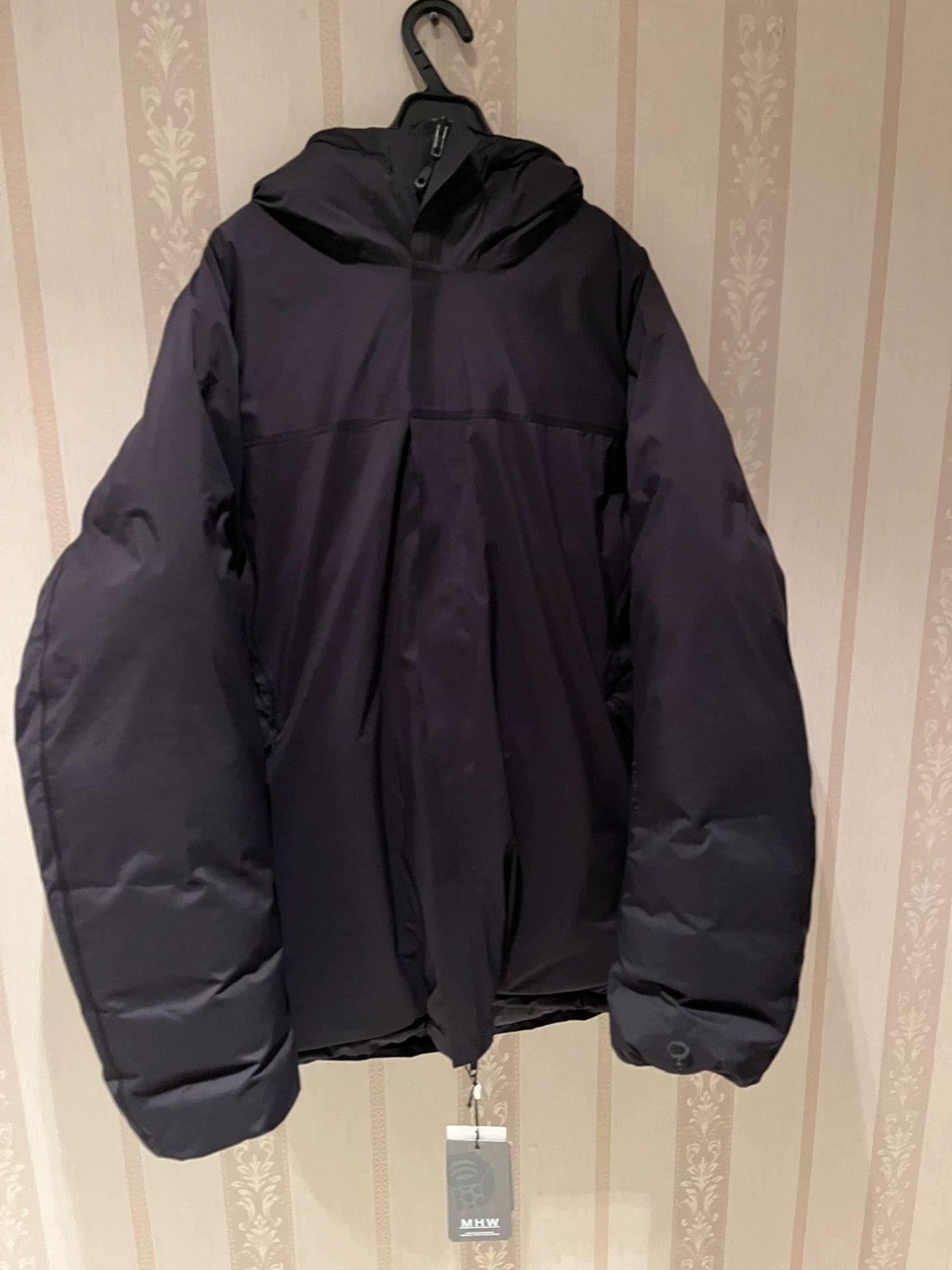 N.Hoolywood N.HOOLYWOOD MOUNTAIN HOODED DOWN JACKET 40/XL Black New Size US L / EU 52-54 / 3 - 1 Thumbnail