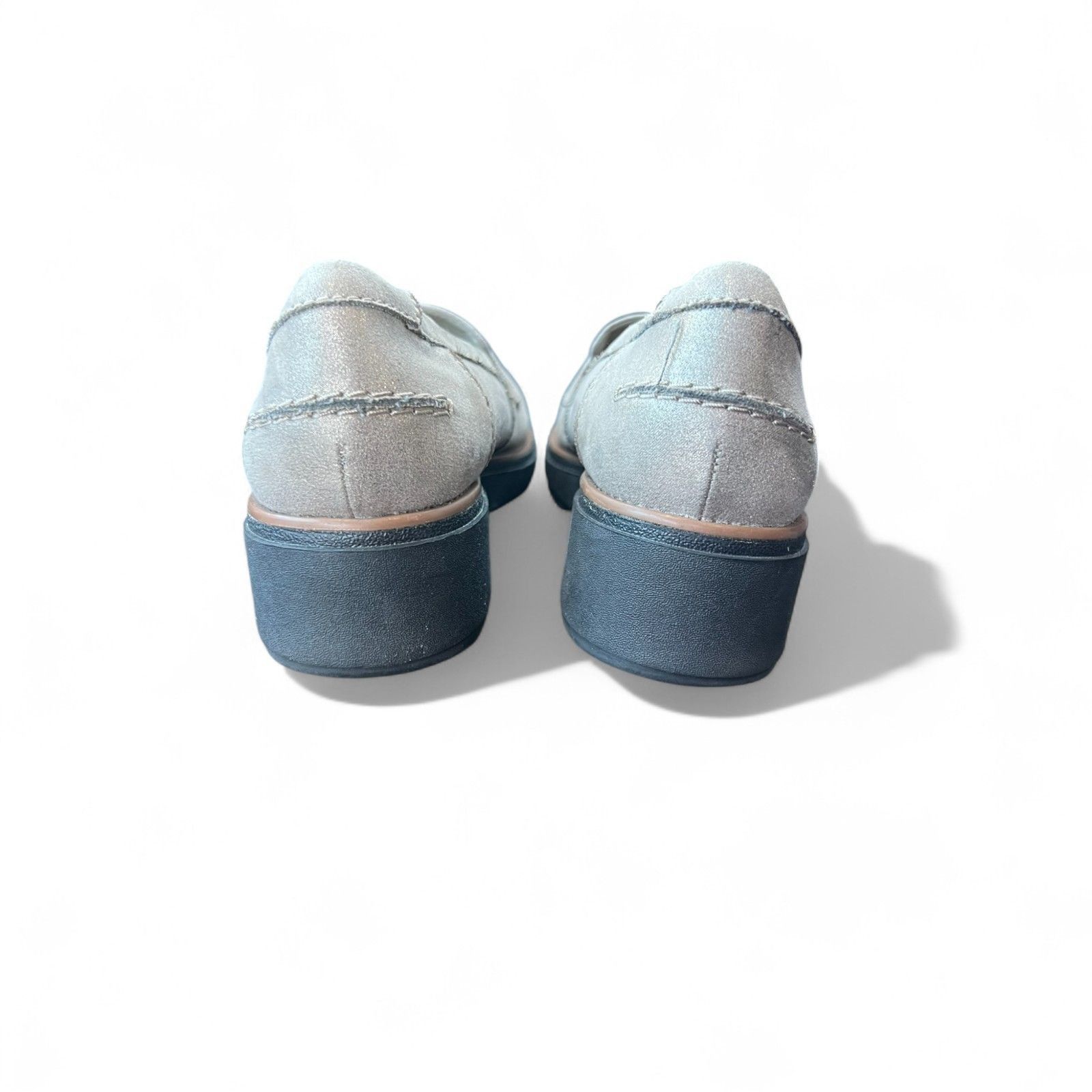 Clarks Clarks Collection Metallic Loafers Size 8 Womens Slip-On Com Size US 8 / IT 38 - 5 Thumbnail