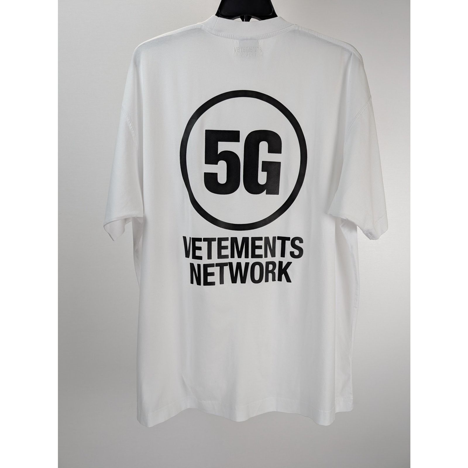 Vetements o1rshd1 5G Network SS T-Shirt in White Size US M / EU 48-50 / 2 - 11 Thumbnail