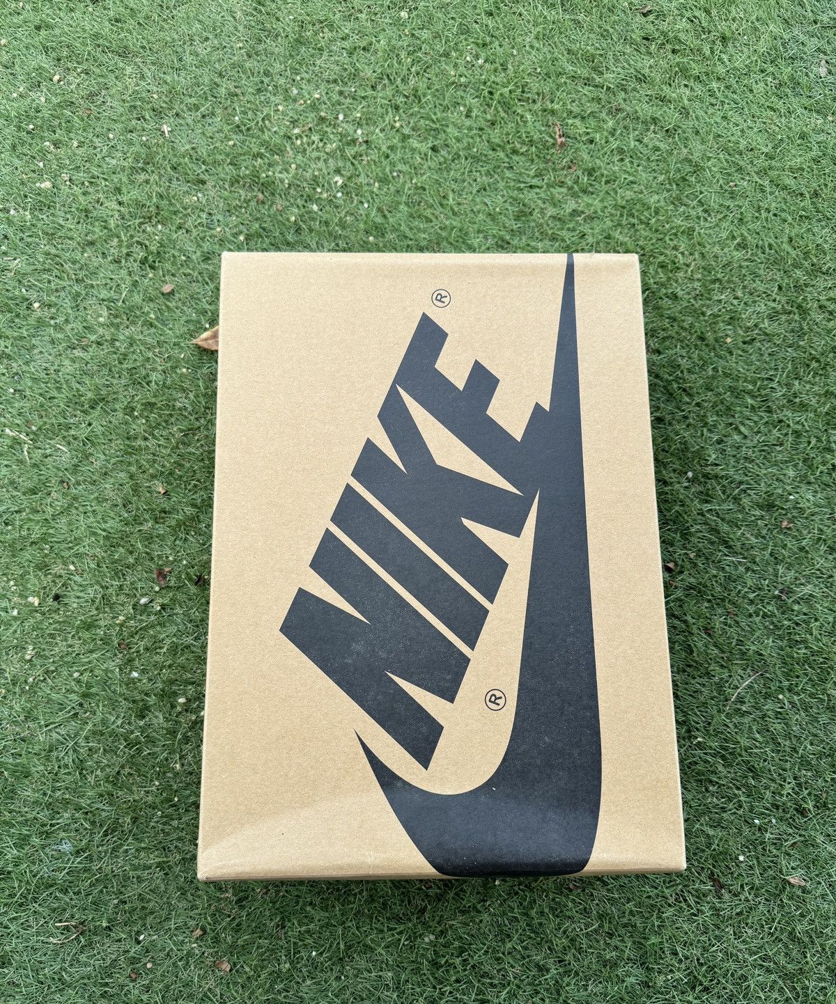 Nike AIR JORDAN 1 ZOOM AIR HIGH SNEAKERS Size US 10 / EU 43 - 13 Thumbnail