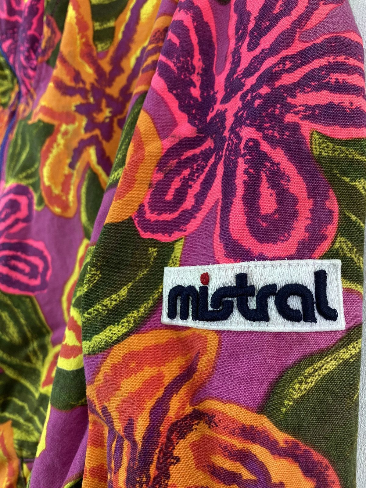 Vintage Mistral Size US M / EU 48-50 / 2 - 7 Thumbnail