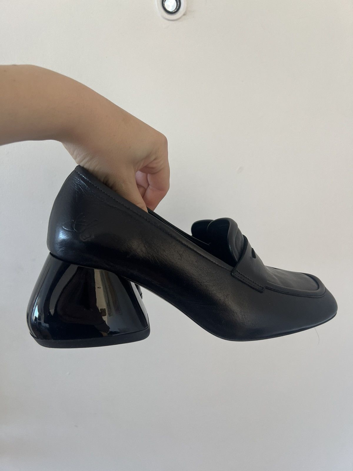 John Fluevog JOHN FLUEVOG PROWESS BEE PENNY LOAFER HEELS Size US 8 / IT 38 - 1 Thumbnail