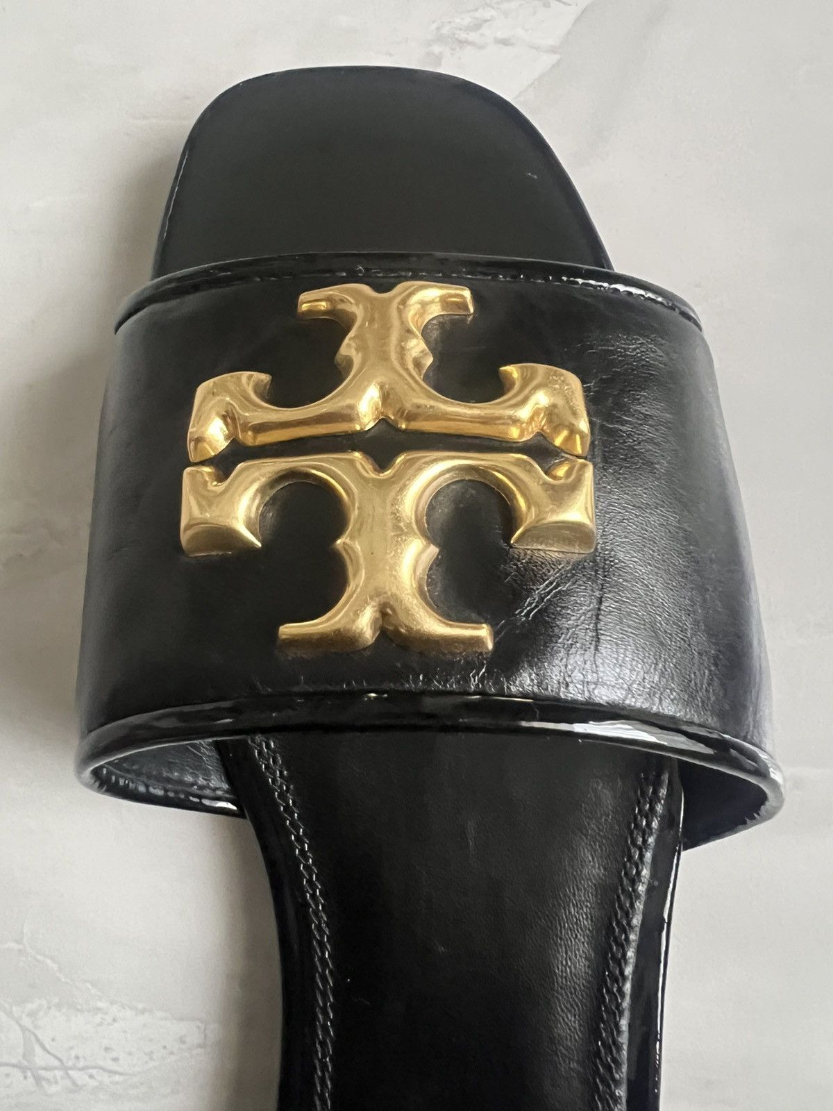 Tory Burch Tory Burch ELEANOR SLIDE Size 9M Women Black Leather Sandal Size US 9 / IT 39 - 4 Thumbnail