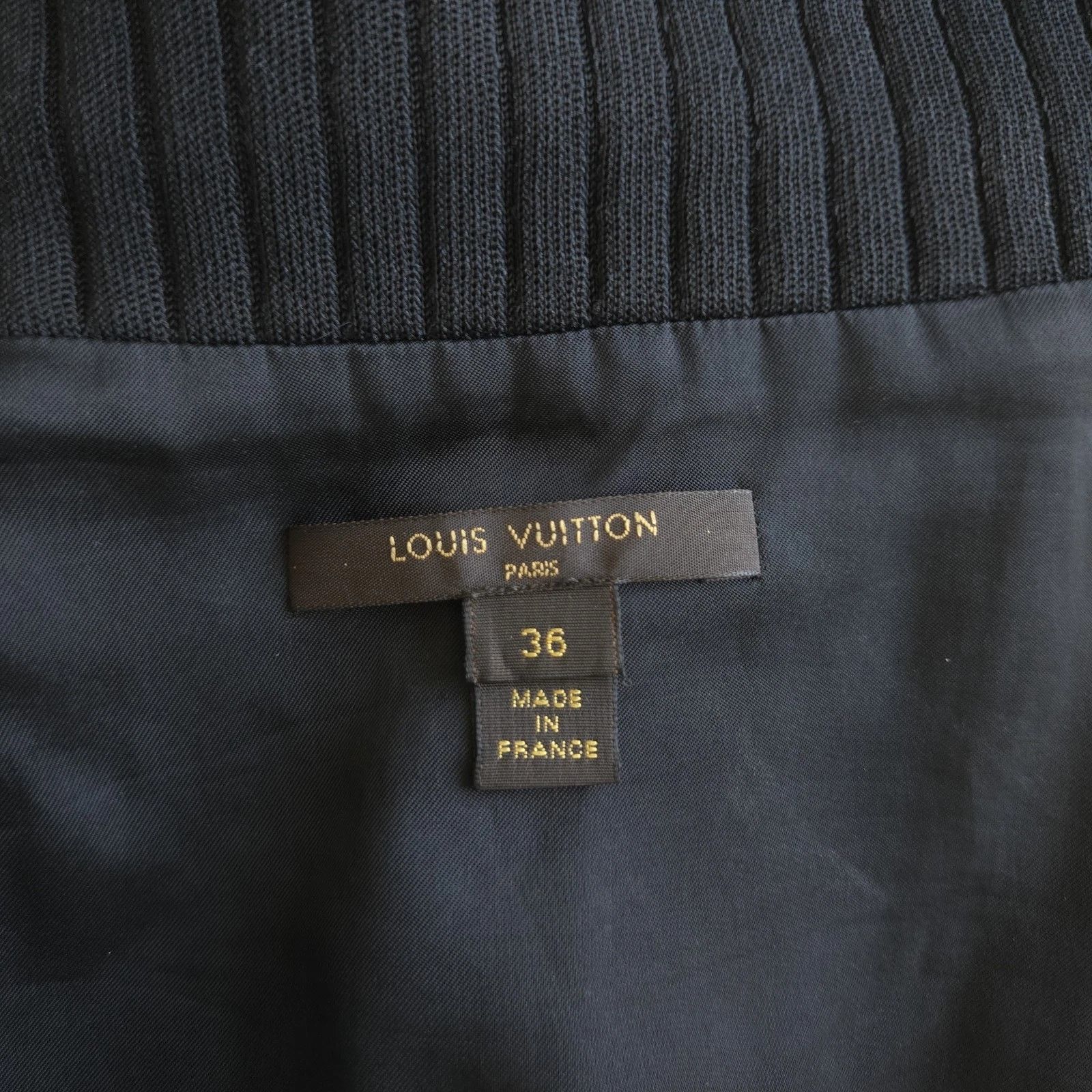 Louis Vuitton Louis Vuitton Black Ribbed Knit Spiral Paneled Skirt, EU 36 Size 25" / US 0 / IT 36 - 2 Thumbnail