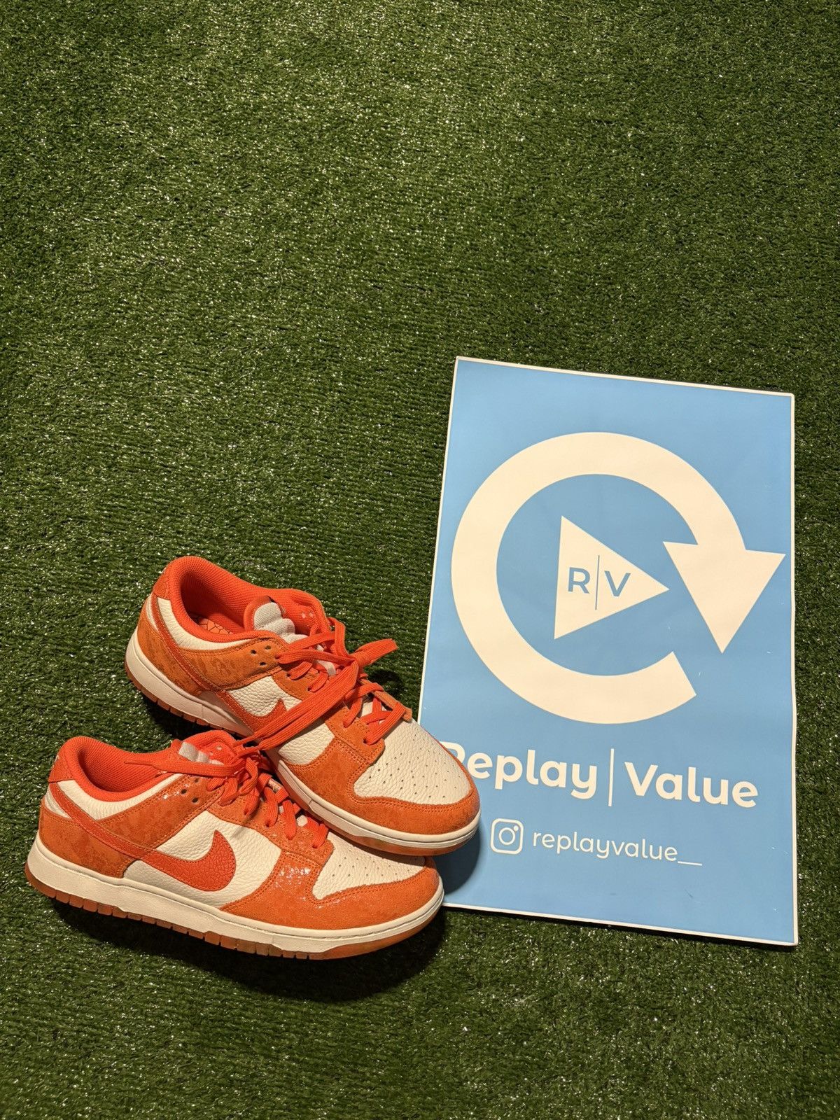 Nike WOMENS NIKE DUNK LOW CRACKED ORANGE Size US 10.5 / EU 43-44 - 1 Thumbnail