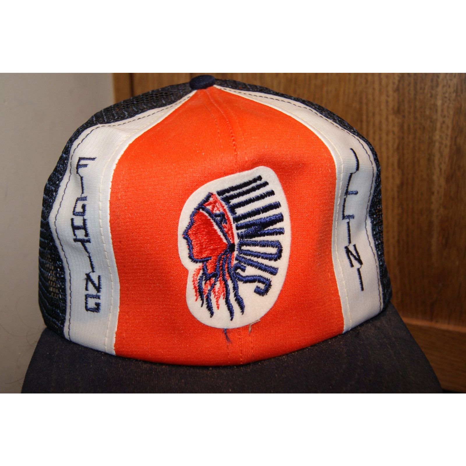 Vintage VTG ILLINOIS FIGHTING ILLINI Chief Trucker M Hat Cap USA Size ONE SIZE - 3 Thumbnail