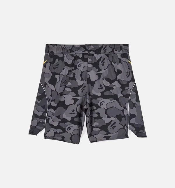 Adidas × Bape o1mle0526 Football Shorts in Black Size US 28 / EU 44 - 2 Thumbnail