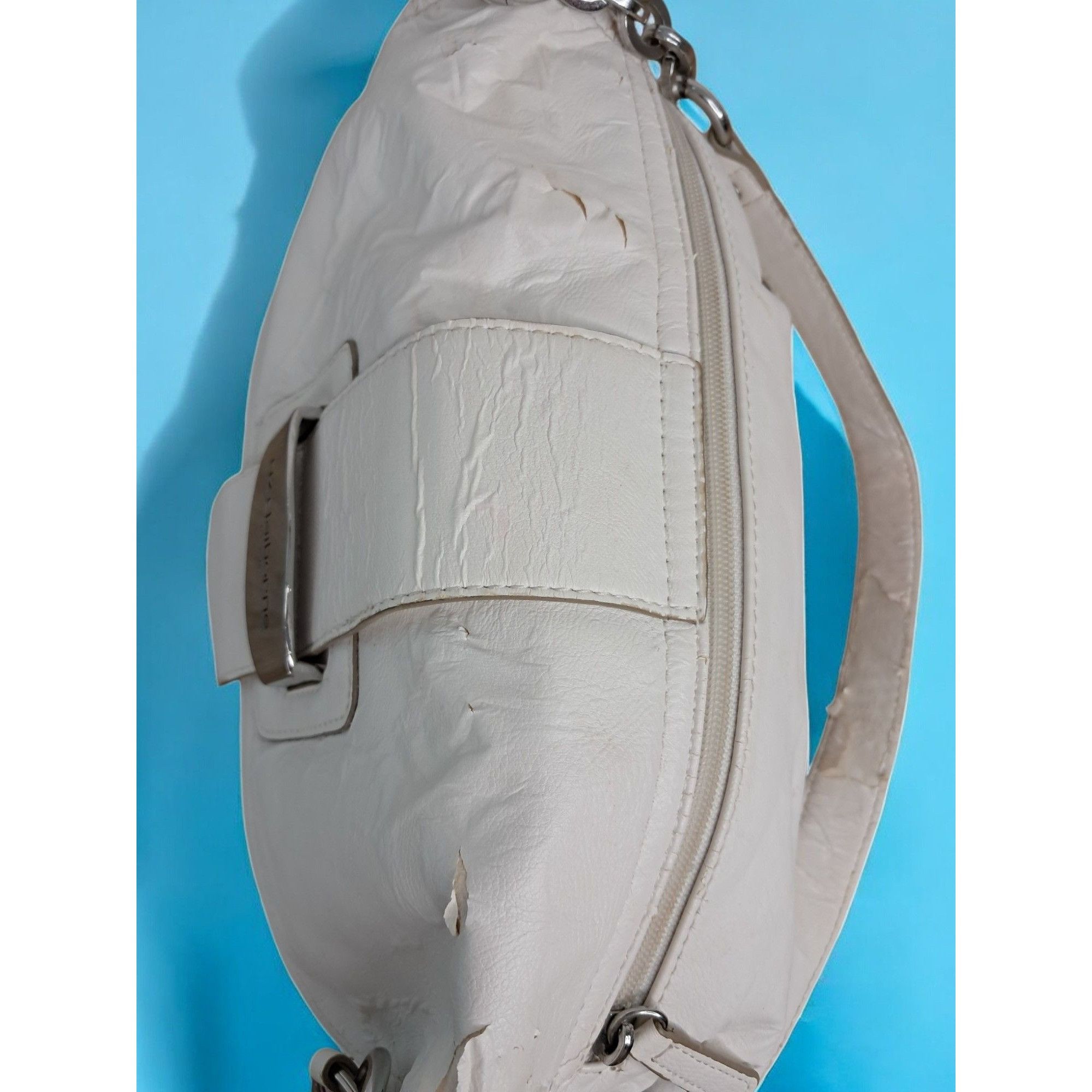 Other Liz Claiborne White Faux Leather Shoulder Bag Size ONE SIZE - 6 Thumbnail