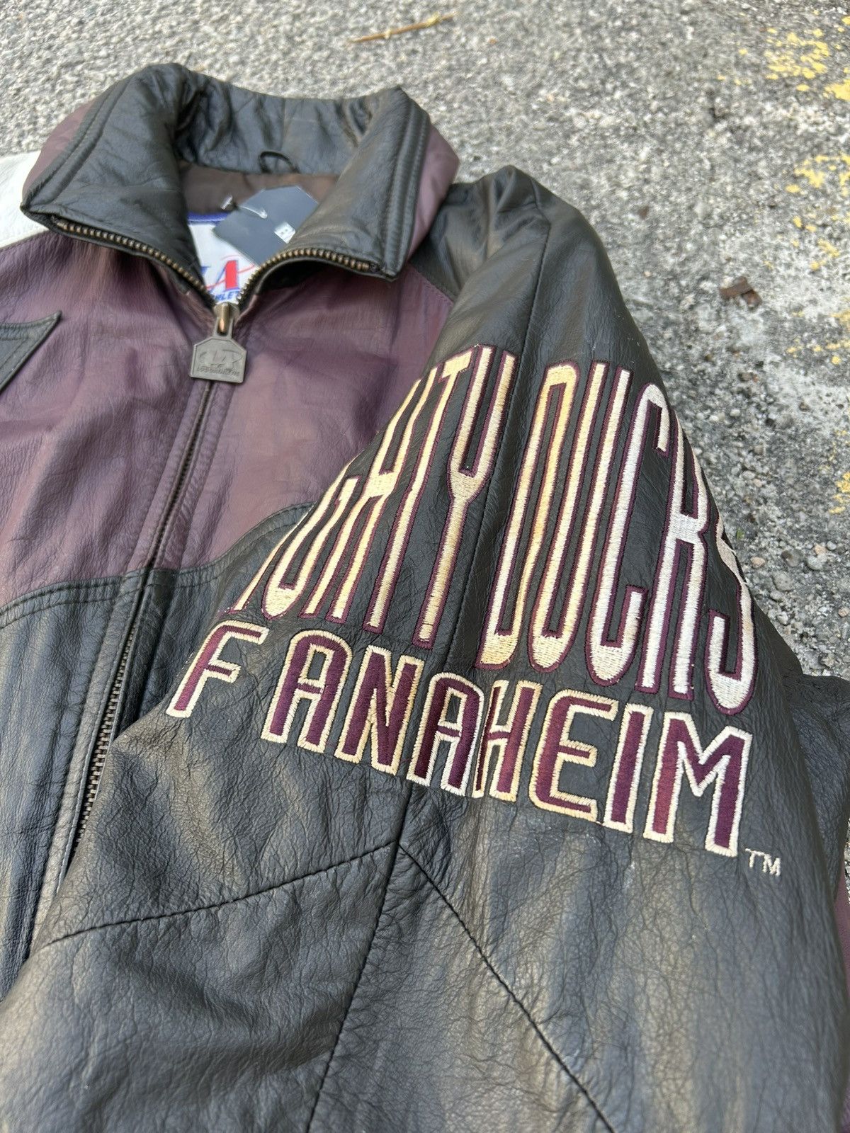 NHL Vintage NHL Mighty Ducks Leather Jacket Size US M / EU 48-50 / 2 - 5 Thumbnail