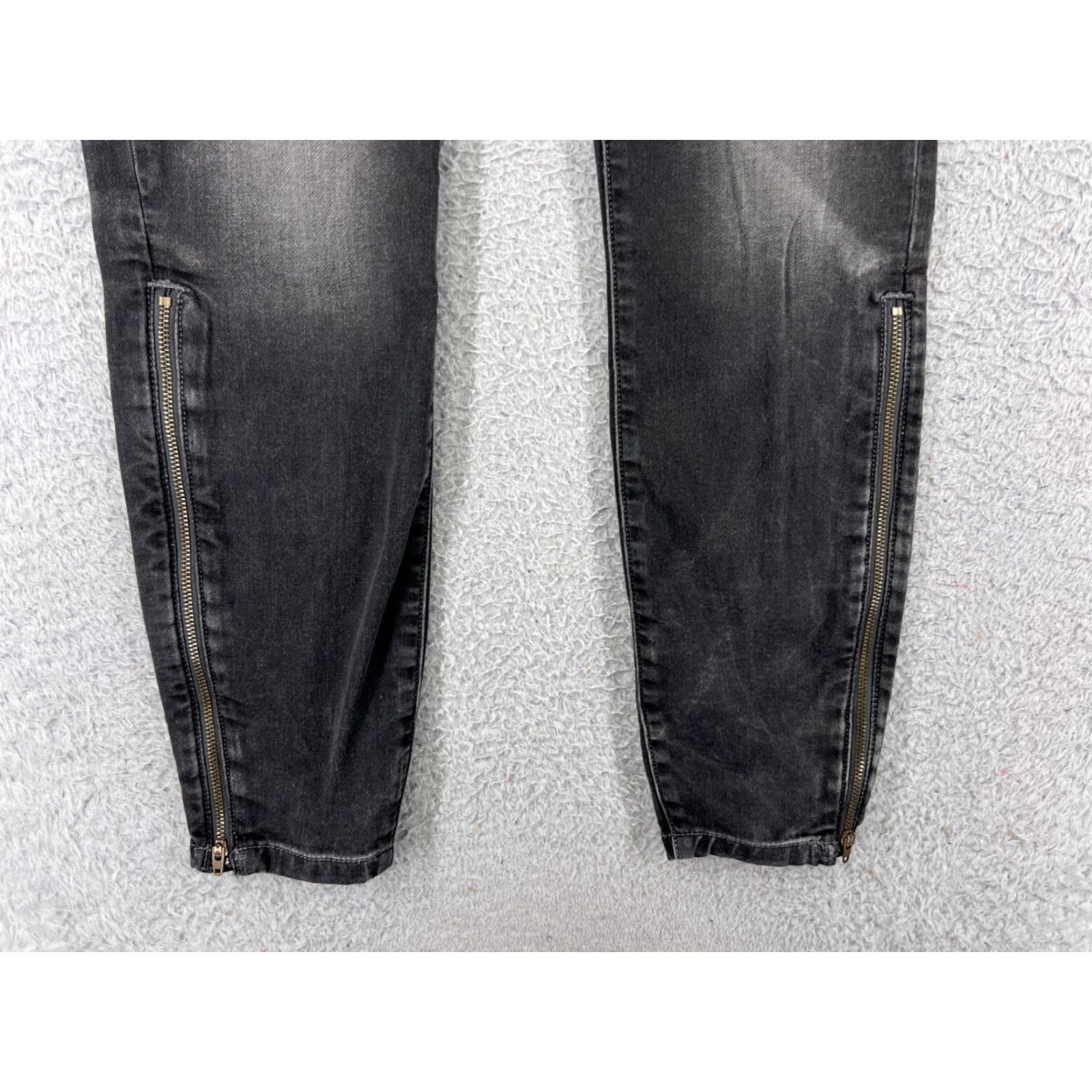 Tommy Hilfiger Tommy Hilfiger Jeans Women 30 Black Denim Ultra High Rise Legging Ankle Zip Bootcut Size 30" / US 8 / IT 44 - 6 Thumbnail