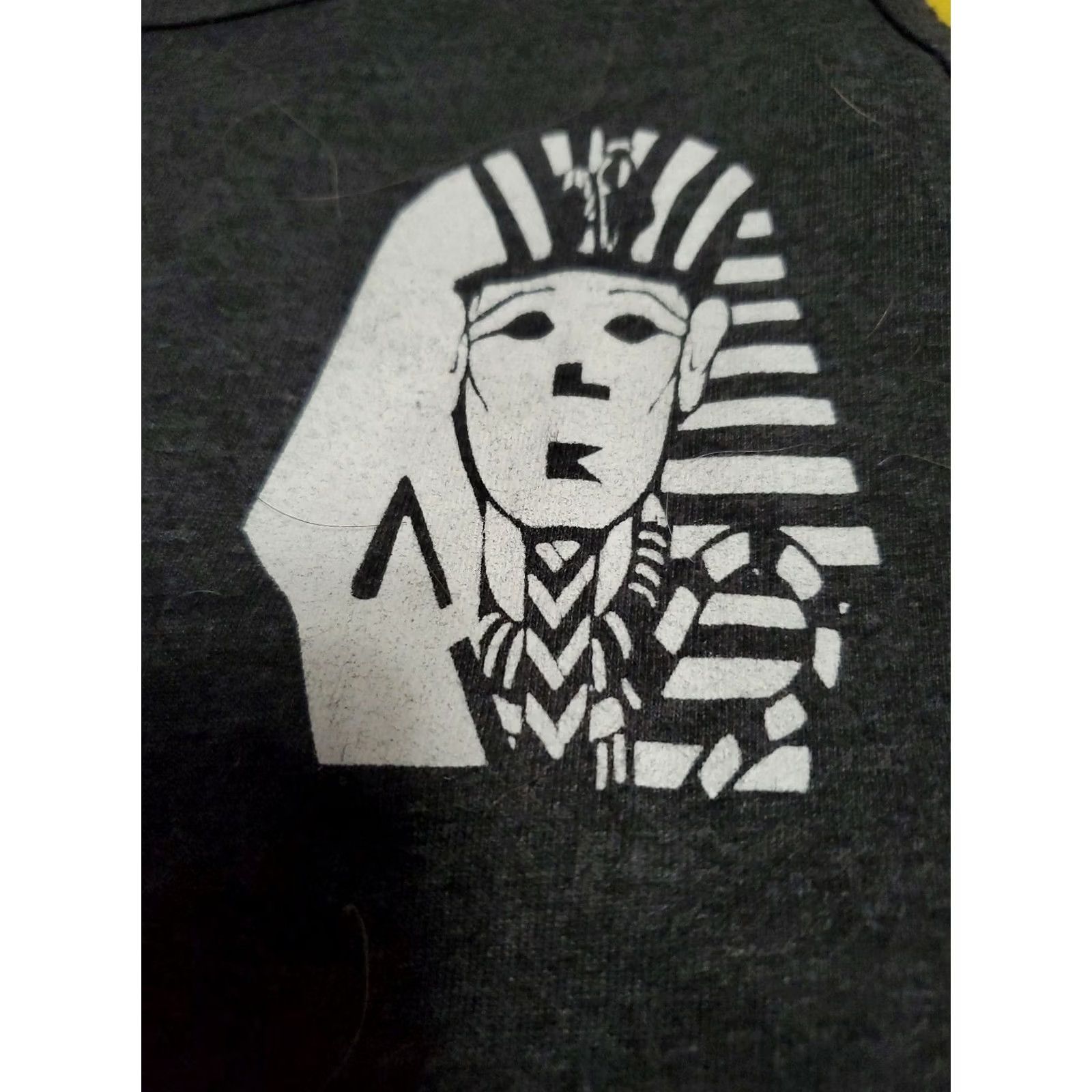 Last Kings VINTAGE Last Kings Tank Top Shirt Heathered Gray SZ M Made in the USA Men USA Graphic King Tut Tank Top Shirt Medium Gray Mens Size US M / EU 48-50 / 2 - 2 Thumbnail