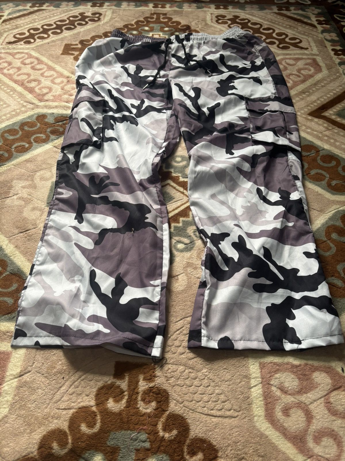 Nike Grey and white camo baggy track pants Size US 38 / EU 54 - 1 Thumbnail