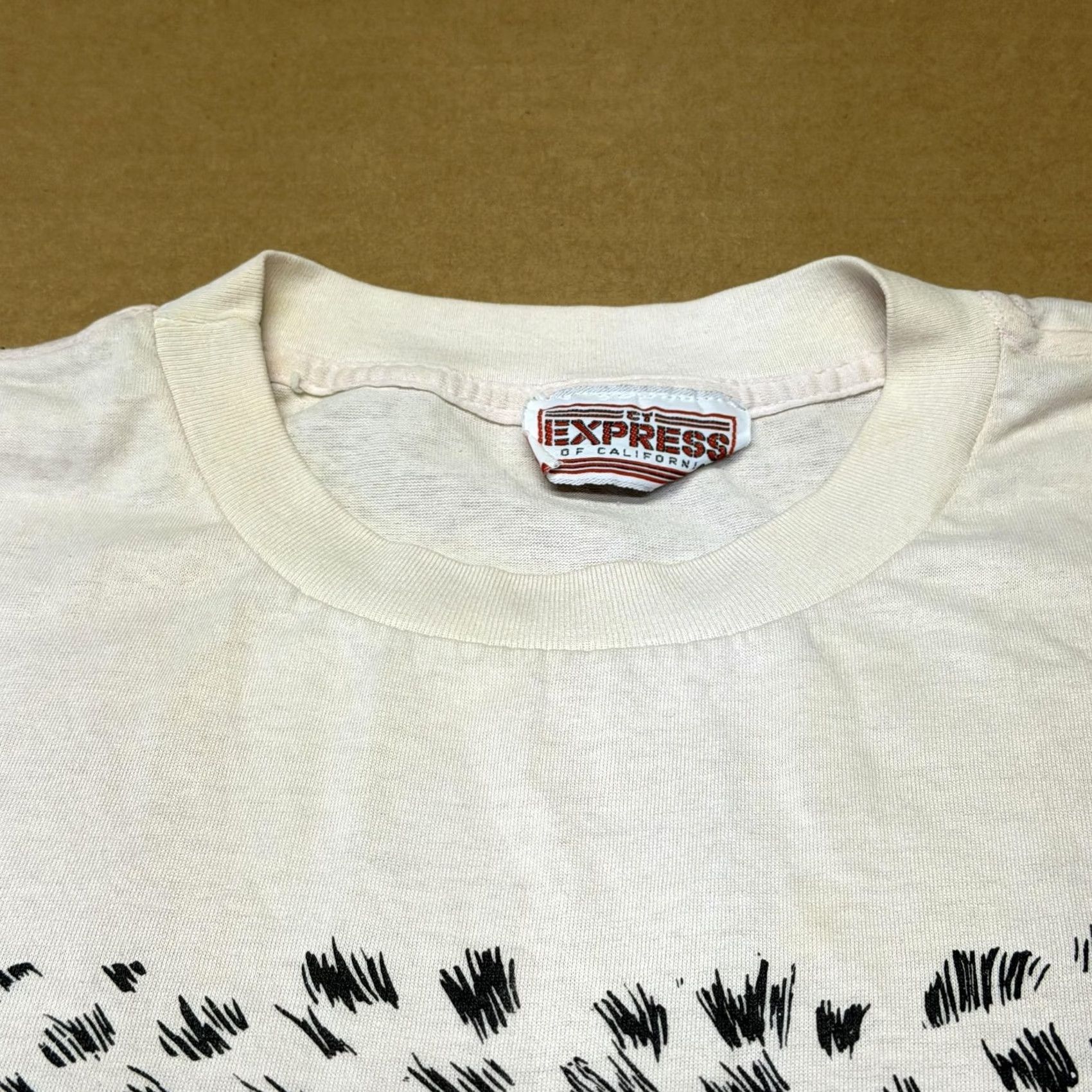 Express VINTAGE Express of California Shirt Mens Large Pink Leopard Graphic Tee 80s Size US L / EU 52-54 / 3 - 4 Thumbnail