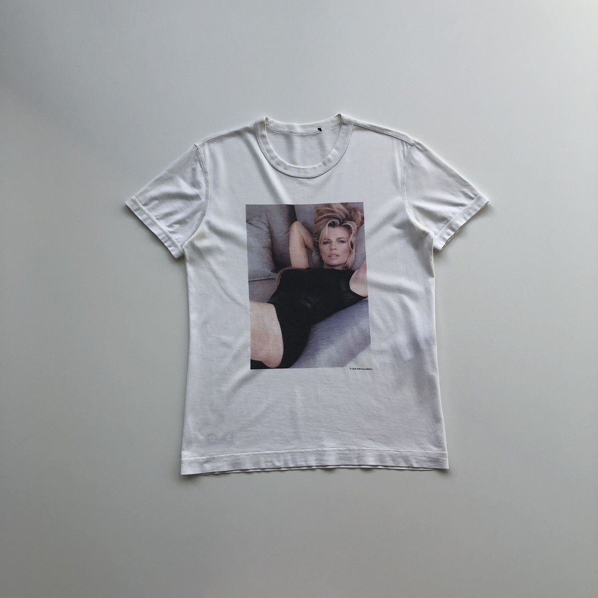 Designer × Dolce & Gabbana × Vintage Dolce & Gabbana Kim Basinger Herb Ritts Foundation T-Shirt Size US M / EU 48-50 / 2 - 1 Thumbnail