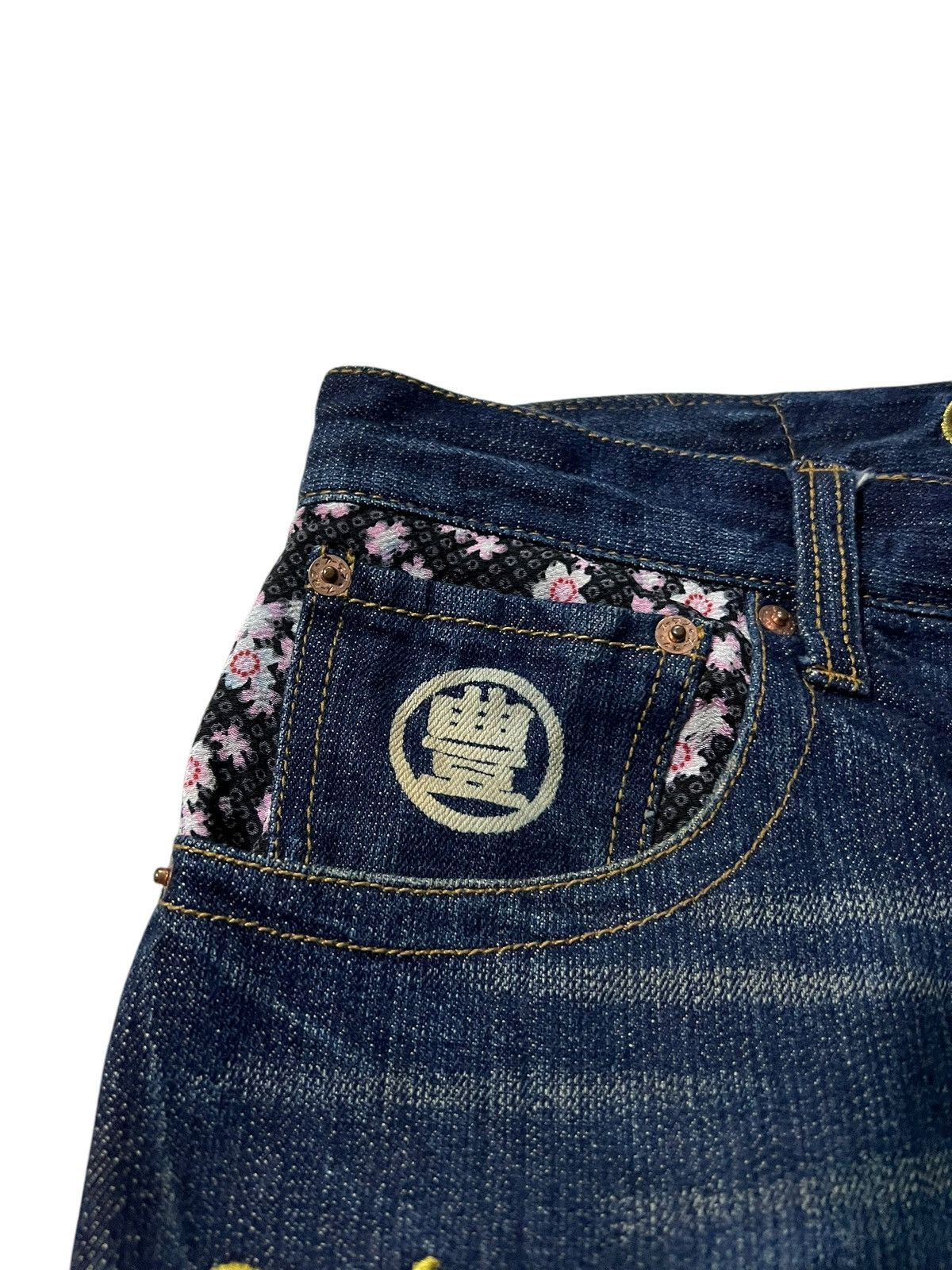 Japanese Brand VINTAGE JAPANESE BRAND SUKAJAN KOI FISH EMBROIDERY JEANS Size US 34 / EU 50 - 7 Thumbnail