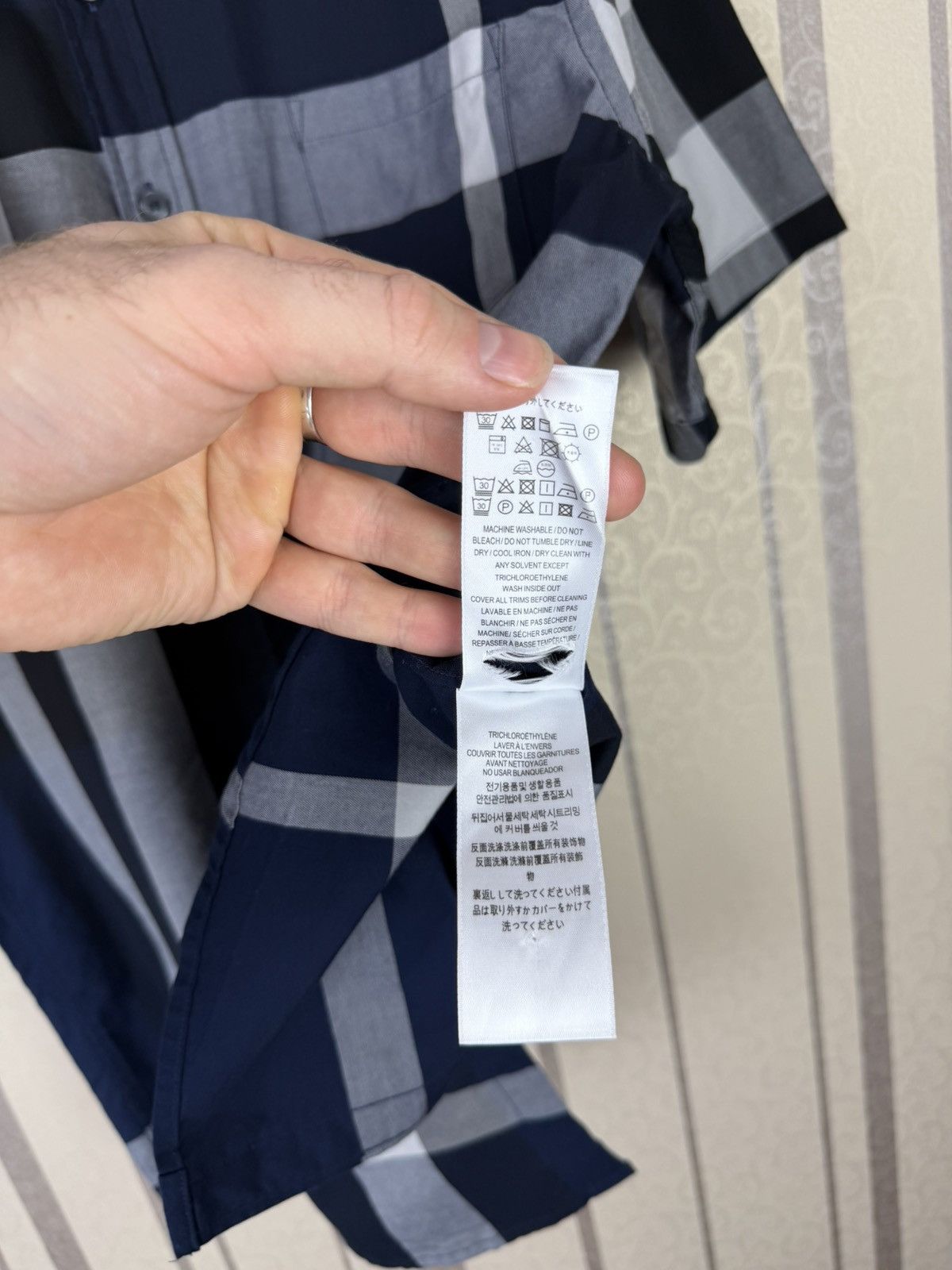 Burberry Burberry Short Sleeve Shirt Multicolor Size US M / EU 48-50 / 2 - 9 Thumbnail