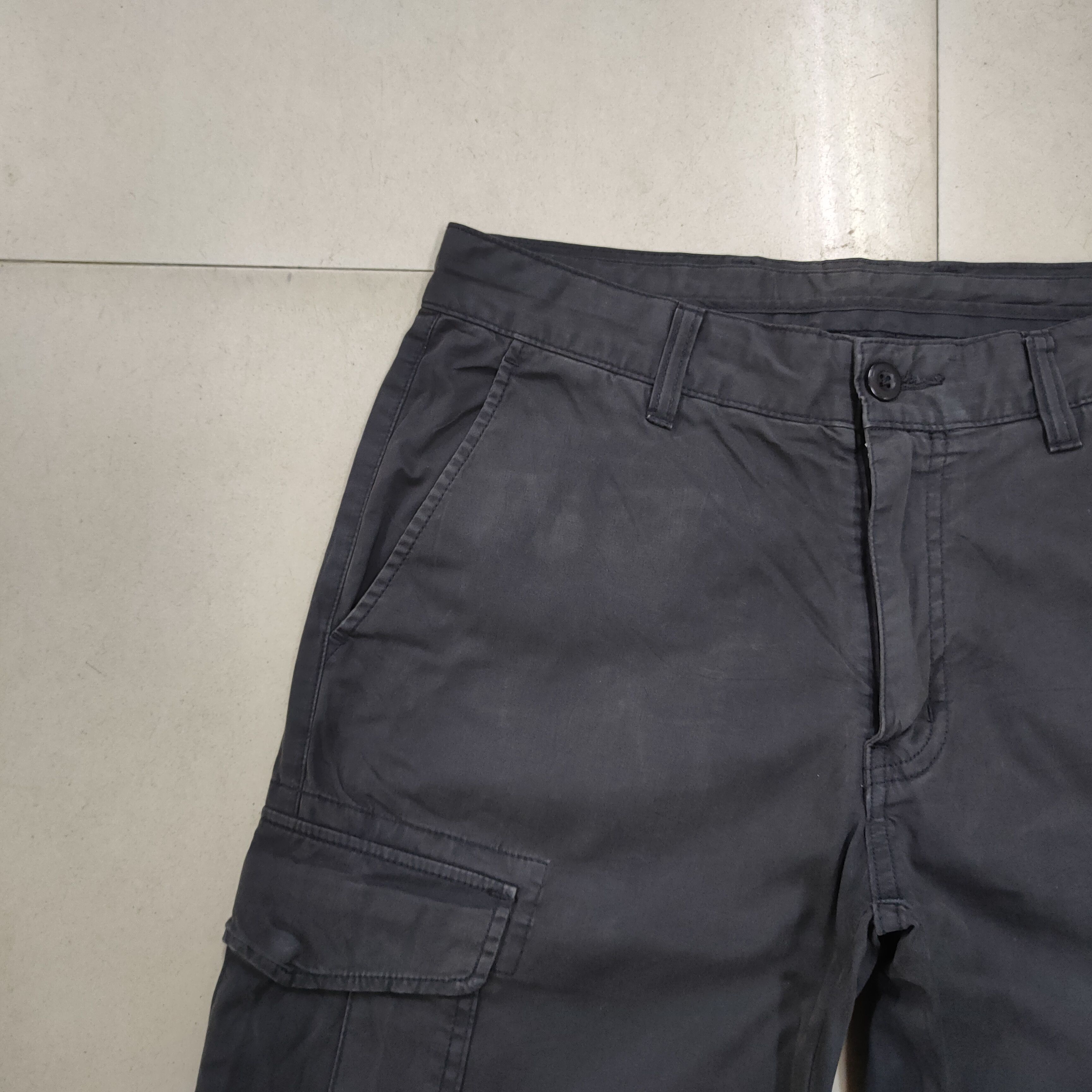 Japanese Brand JAPANESE BRAND BLACK CARGO PANTS Size US 30 / EU 46 - 5 Thumbnail