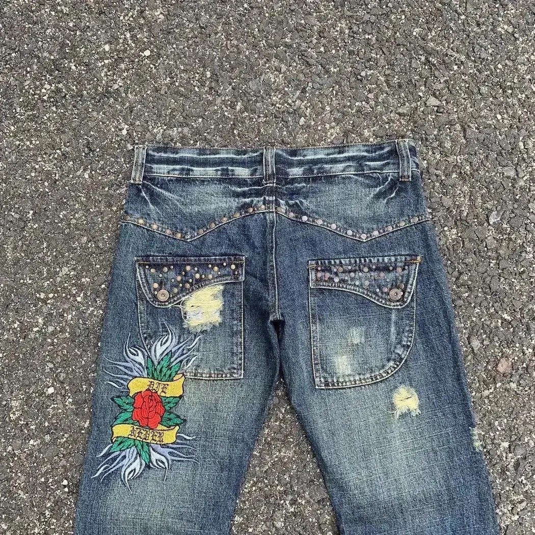 Hysteric Glamour W33 L33🔥La Gate Jeans Embroidery Denim Studded Ripped Pants Size US 33 - 12 Thumbnail