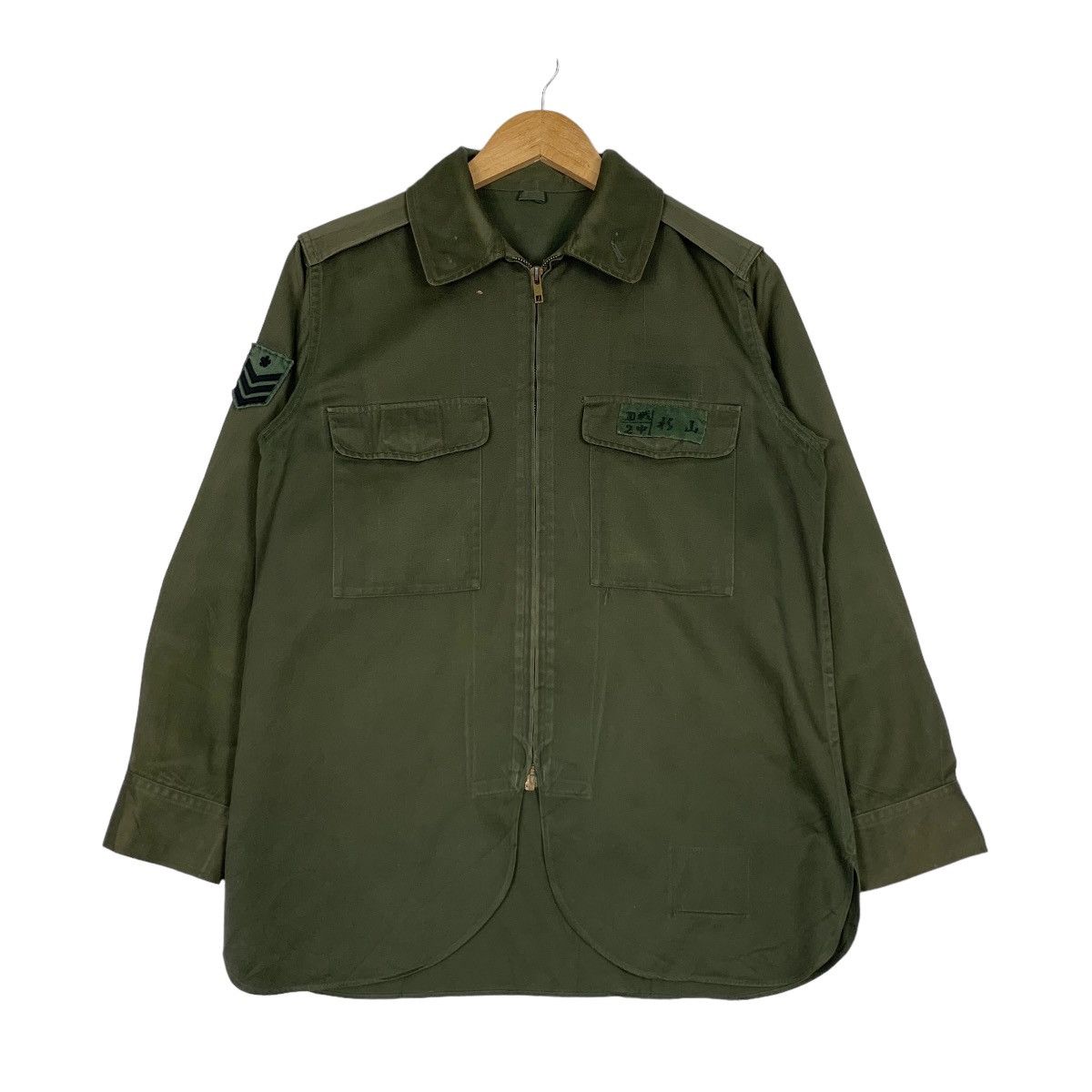 Vintage Vintage Military Army Olive Green Field Jacket #1014-C45 Size US M / EU 48-50 / 2 - 1 Thumbnail