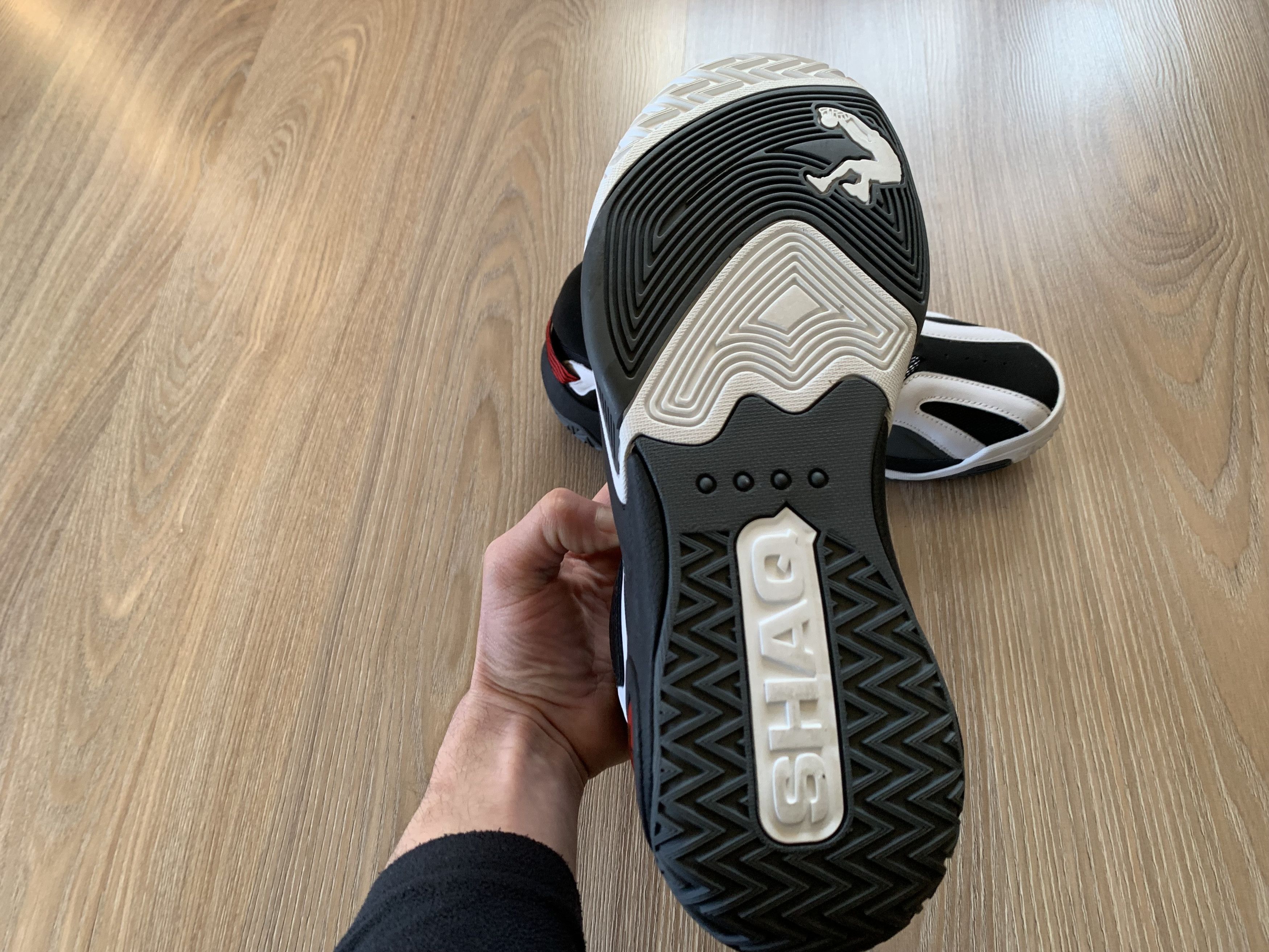 Other Mens Shaqnotix Grey Sneakers Size US 11 / EU 44 - 7 Thumbnail