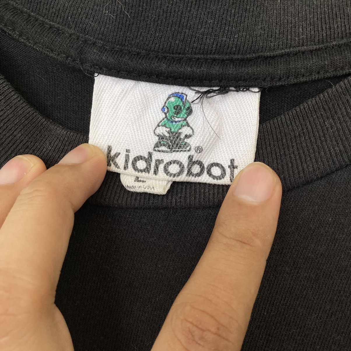 Kid Robot Vintage Kid Robot END WAR Tee Size US L / EU 52-54 / 3 - 5 Thumbnail