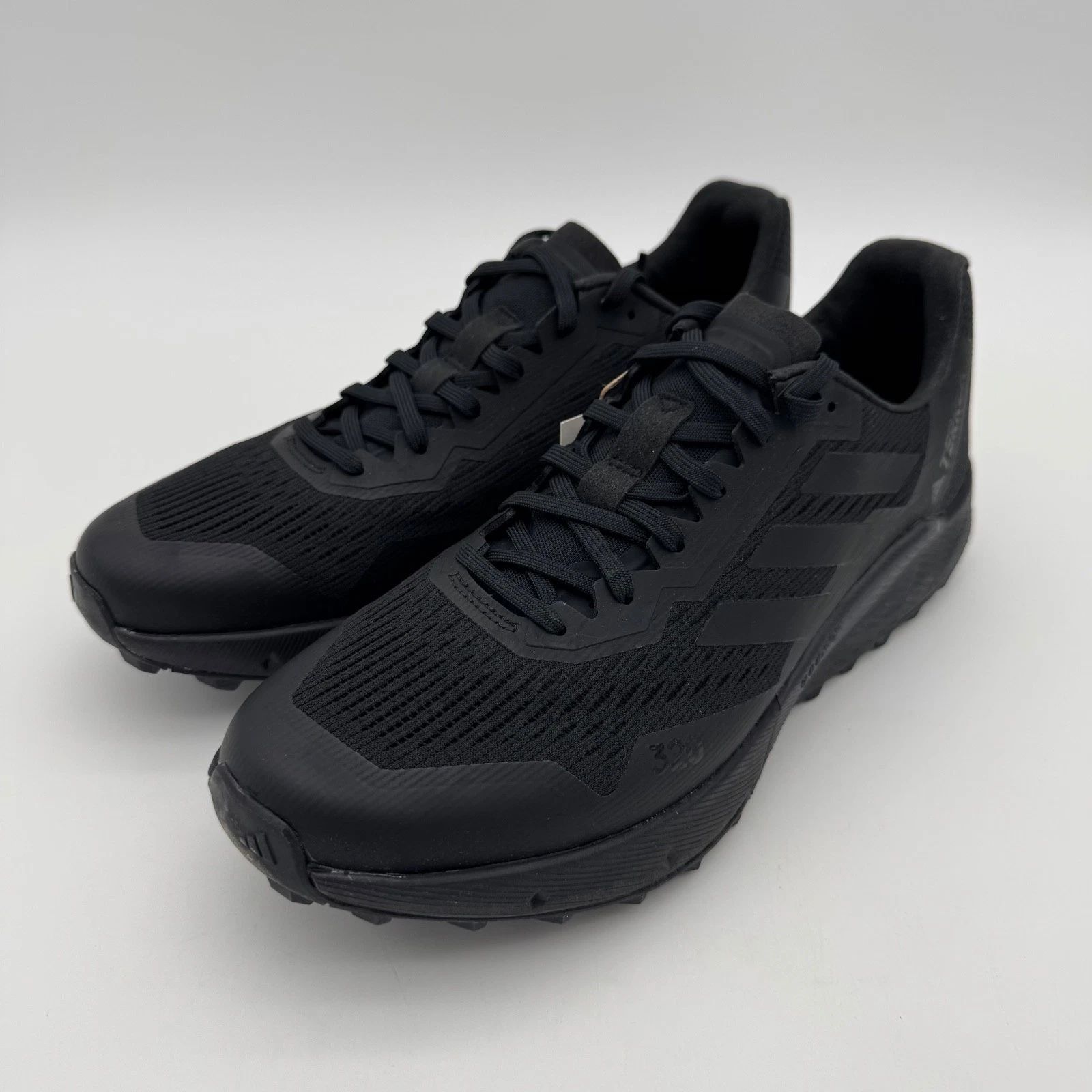 Adidas adidas Terrex Agravic Flow 2.0 Trail Running Sneaker Men Size US 9.5 / EU 42-43 - 1 Thumbnail