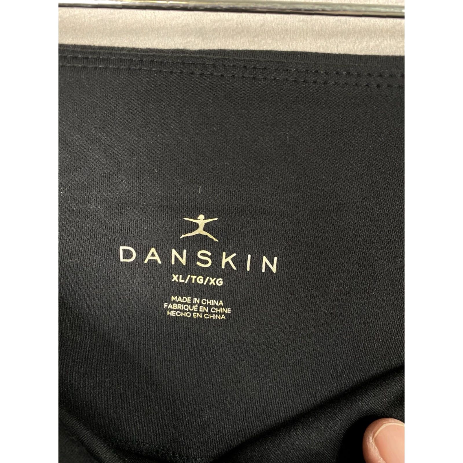Vintage Danskin Leggings Womens XL Black Yoga Bootcut Pull On Crossover Waist Activeware Size 40" / US 18 - 7 Thumbnail