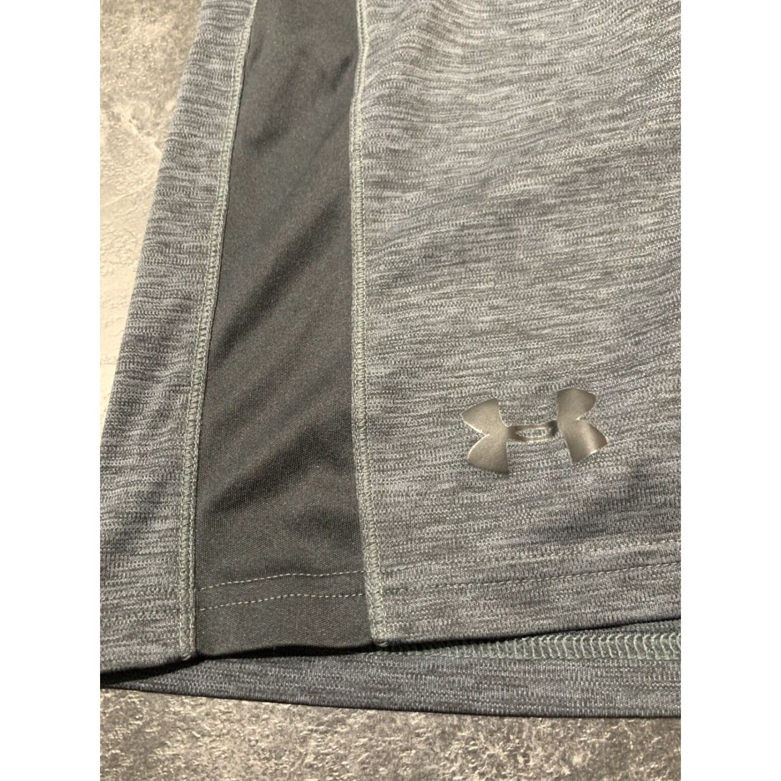 Under Armour Under Armour Athletic Basketball Shorts Gray Small Mens Size US 29 - 2 Thumbnail