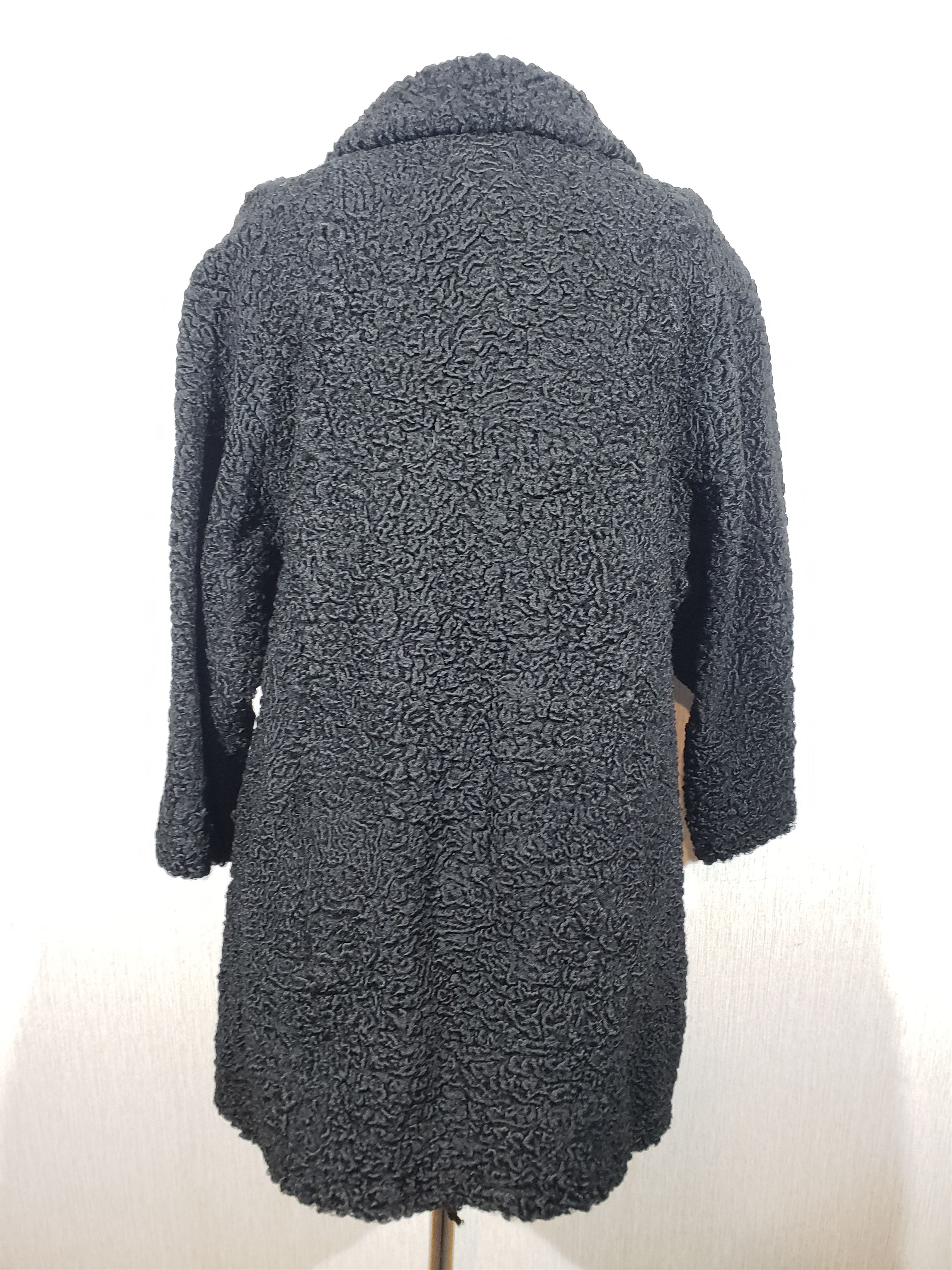 Other Luxurious women's fur coat made of genuine black sheep fur. Size XL / US 12-14 / IT 48-50 - 4 Thumbnail