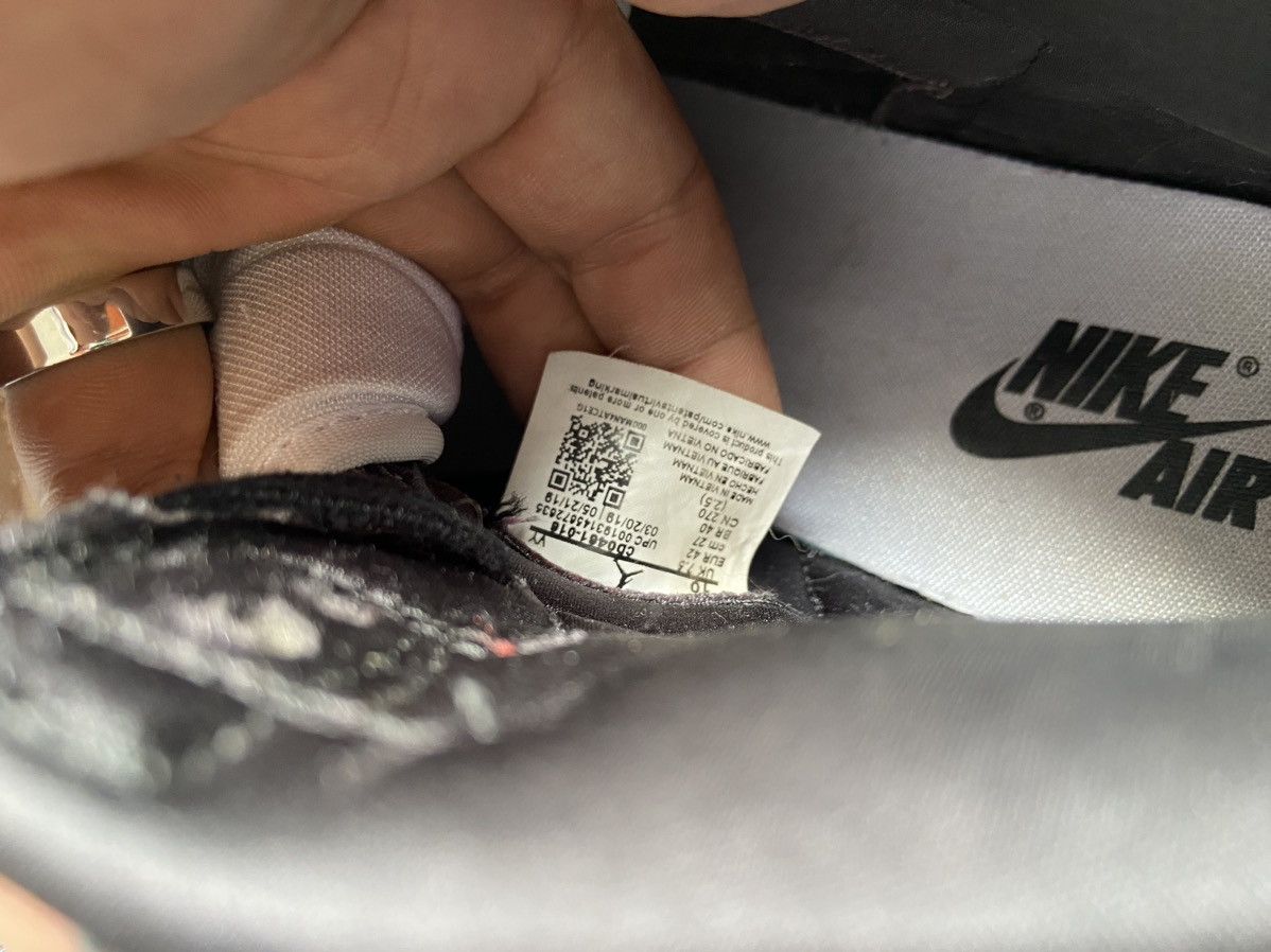 Jordan Brand × NBA × Nike Air Jordan 1 Satin Black Toe Size US 7.5 / EU 40-41 - 13 Thumbnail