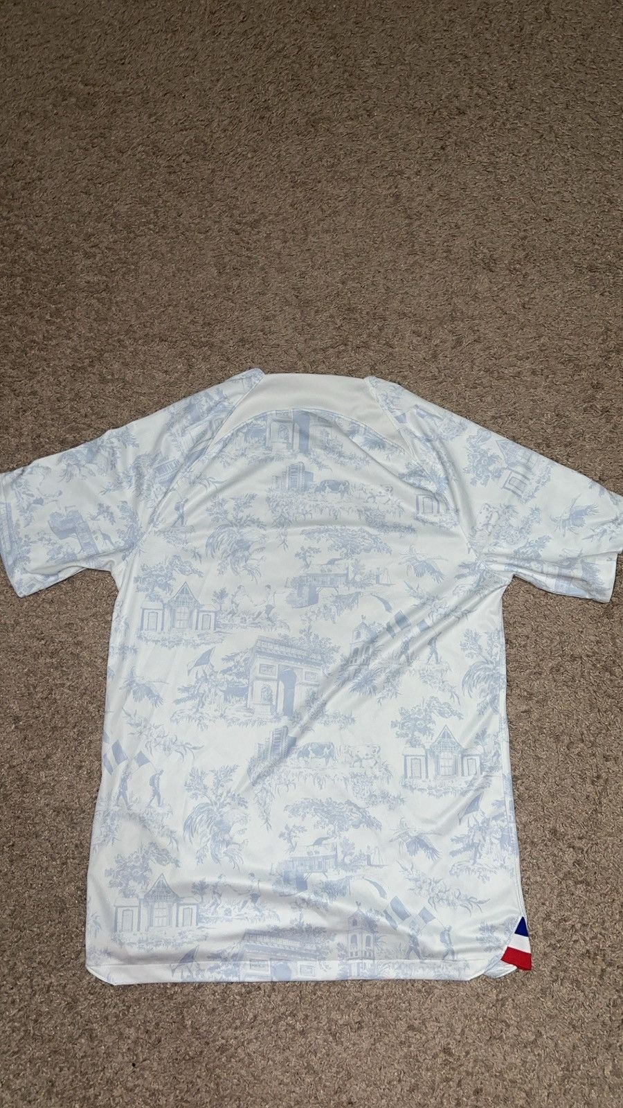 Nike 2022 Nike France white away soccer Jersey Size Medium Size US M / EU 48-50 / 2 - 4 Thumbnail