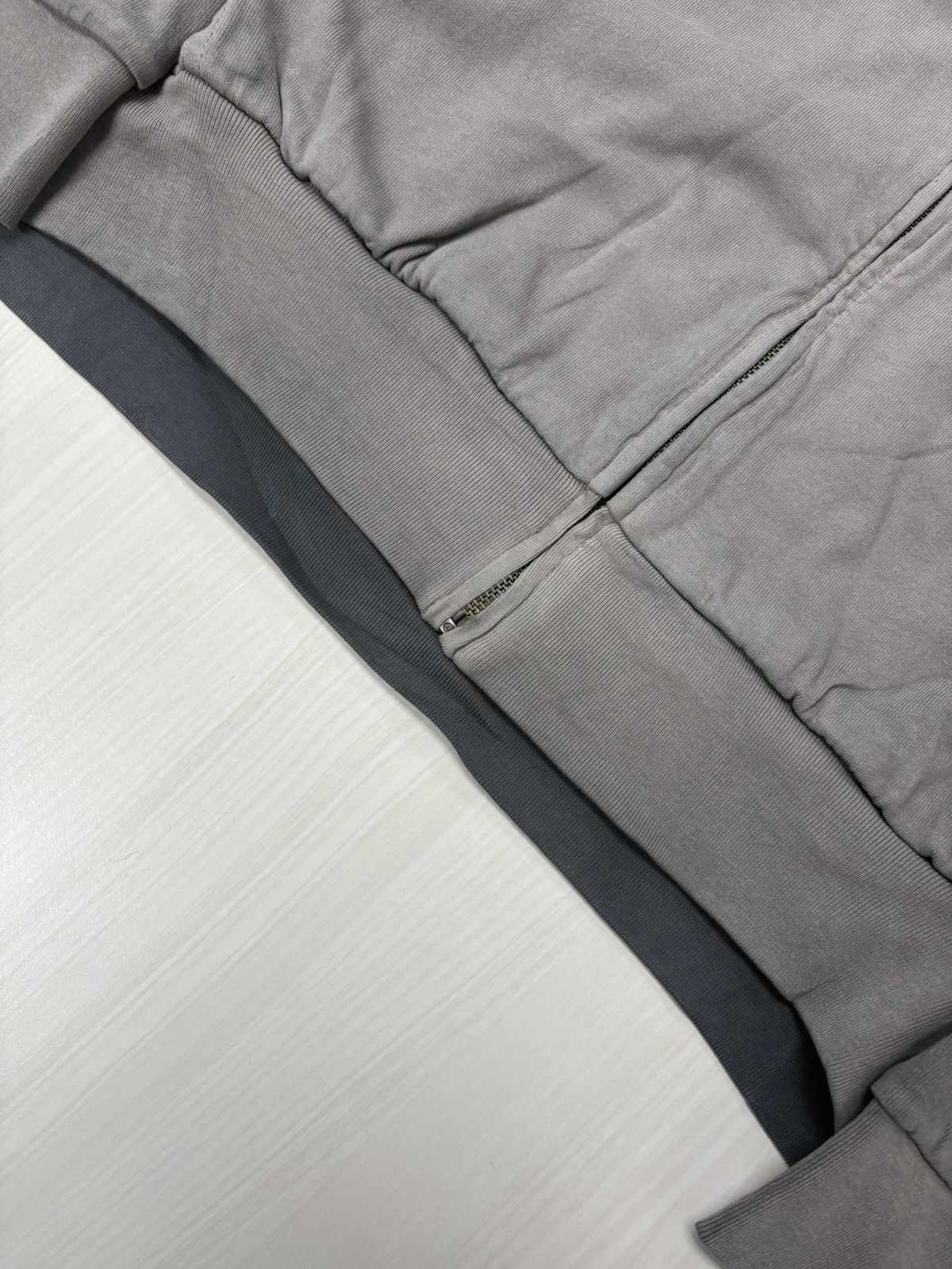 Balenciaga × Gap × Kanye West YZY x GAP Zip up Hoodie Poetic Grey XL Size US XL / EU 56 / 4 - 5 Thumbnail