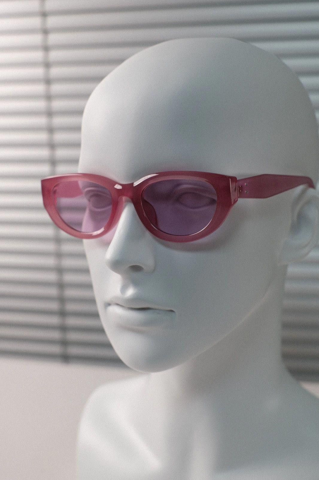 Japanese Brand Vintage Y2k Avant Garde Cat Eye Pink Sunglasses Unisex OS Size ONE SIZE - 5 Thumbnail