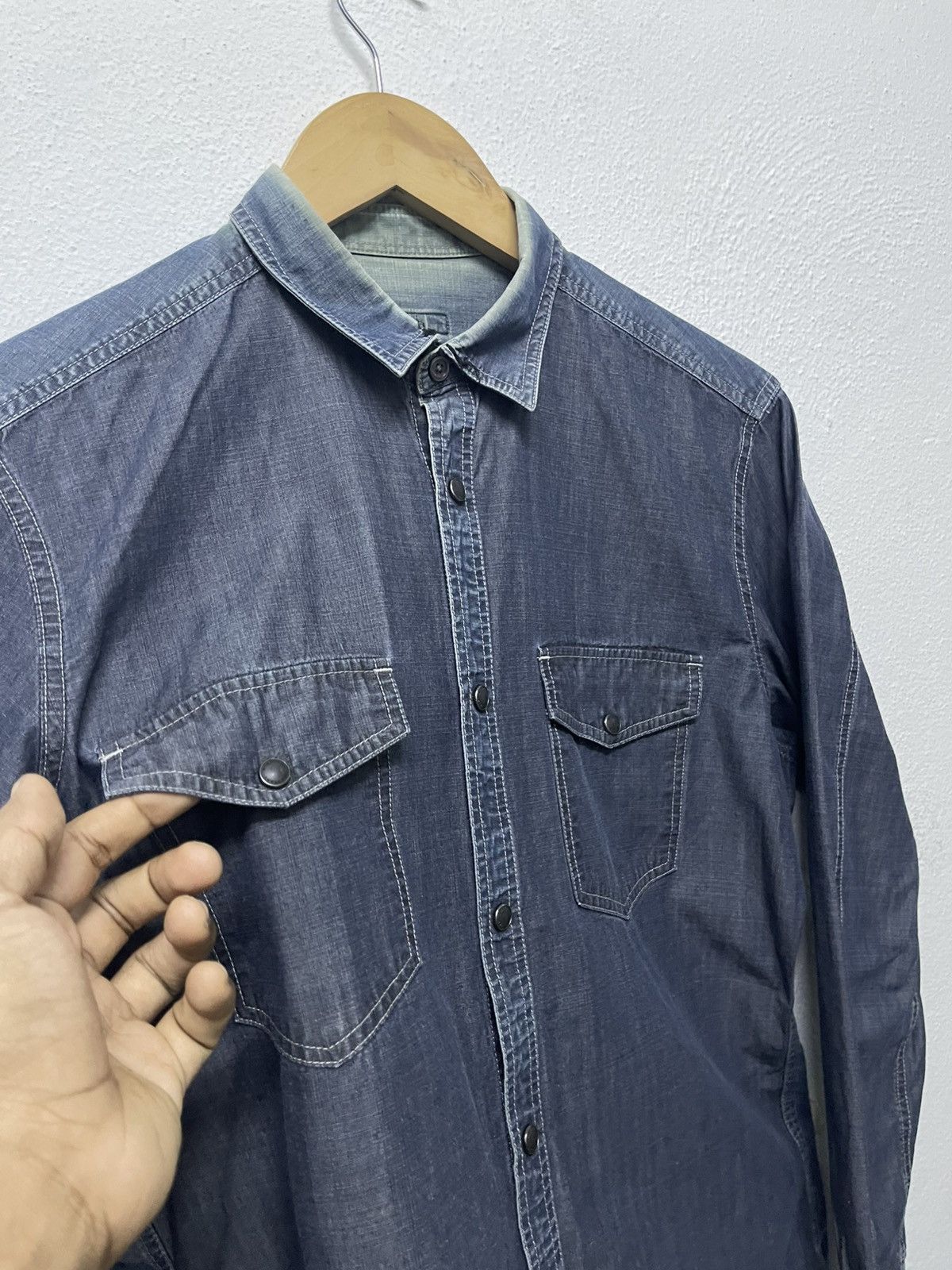 Burberry 90s BURBERRY LONDON DENIM SNAP BUTTON UP SHIRT Size US M / EU 48-50 / 2 - 6 Thumbnail