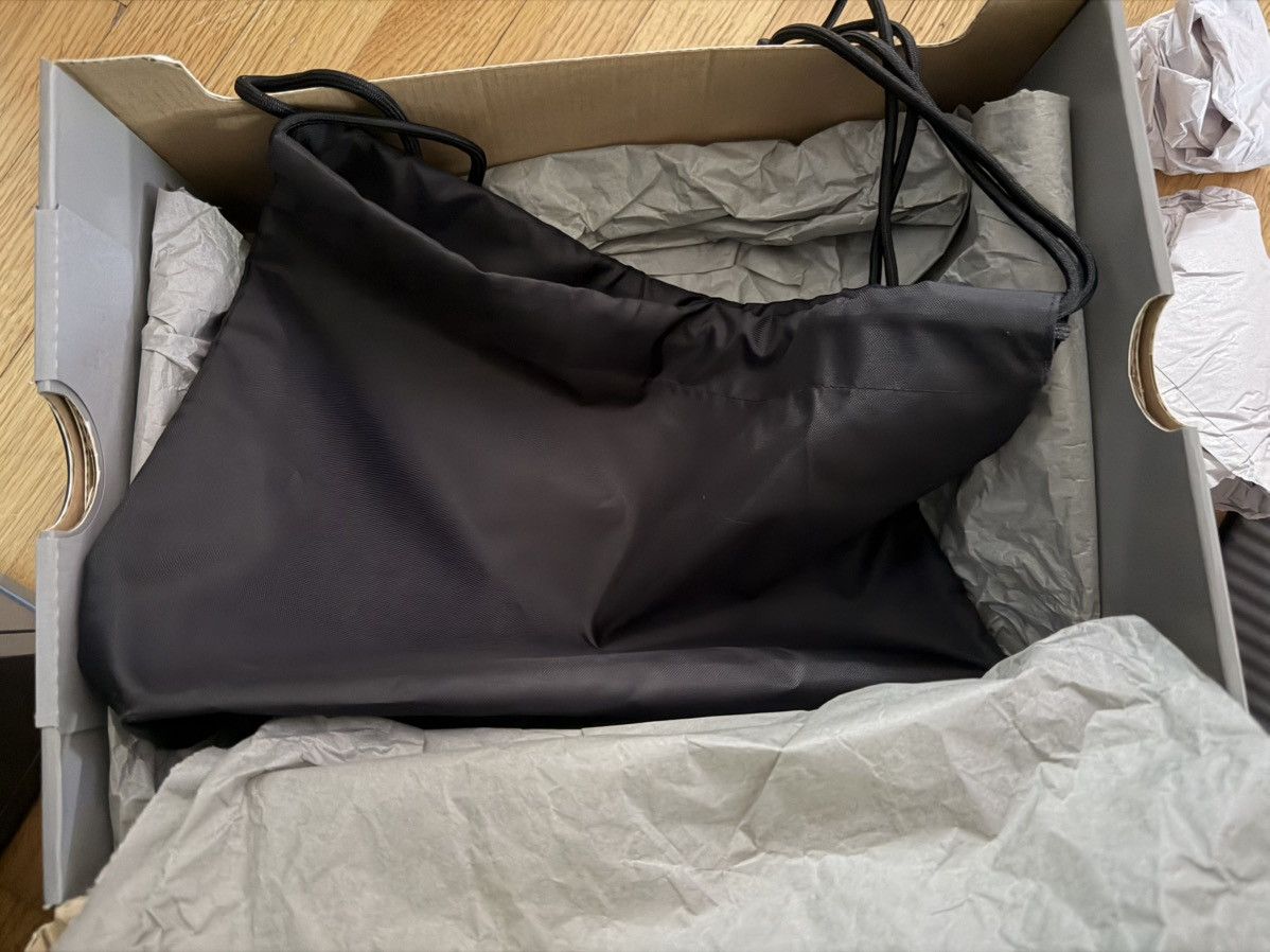 Balenciaga Triple S Beige Size US 8 / IT 38 - 8 Thumbnail