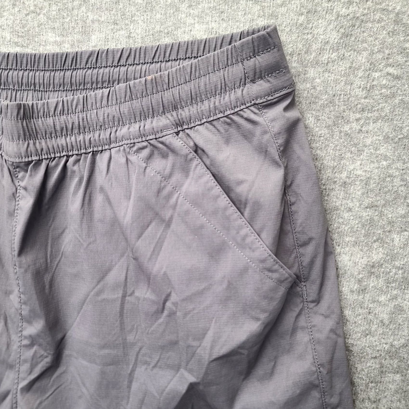 Vintage Duluth AKHG Shorts Womens 12 Regular High Rise Outdoor Stretch Chino Gray Nylon Spandex Moisture Wicking Pockets Slim/Regular Fit Size 34" / US 12 / IT 48 - 6 Thumbnail