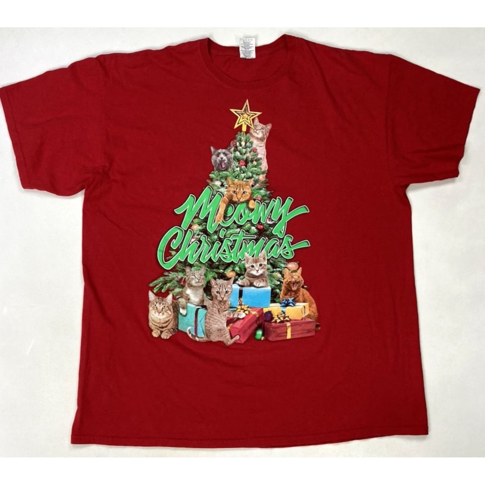 Vintage Merry Christmas Cat Tree Graphic T-shirt Men XXL Red Short Sleeve Cats Size US XXL / EU 58 / 5 - 2 Thumbnail