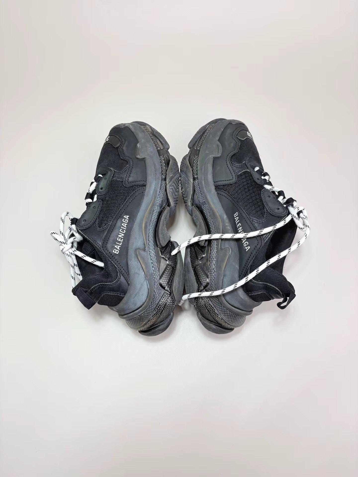 Balenciaga BALENCIAGA TRIPLE S Black Distressed Sneakers Size US 7 / IT 37 - 6 Thumbnail
