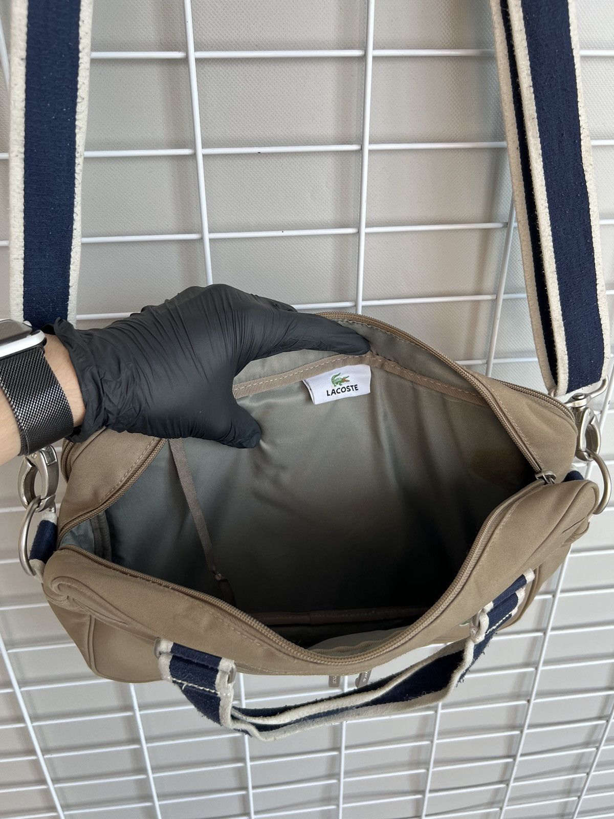 Lacoste Lacoste Horizontal Shoulder Camera Bag Vintage Messenger Size ONE SIZE - 7 Thumbnail