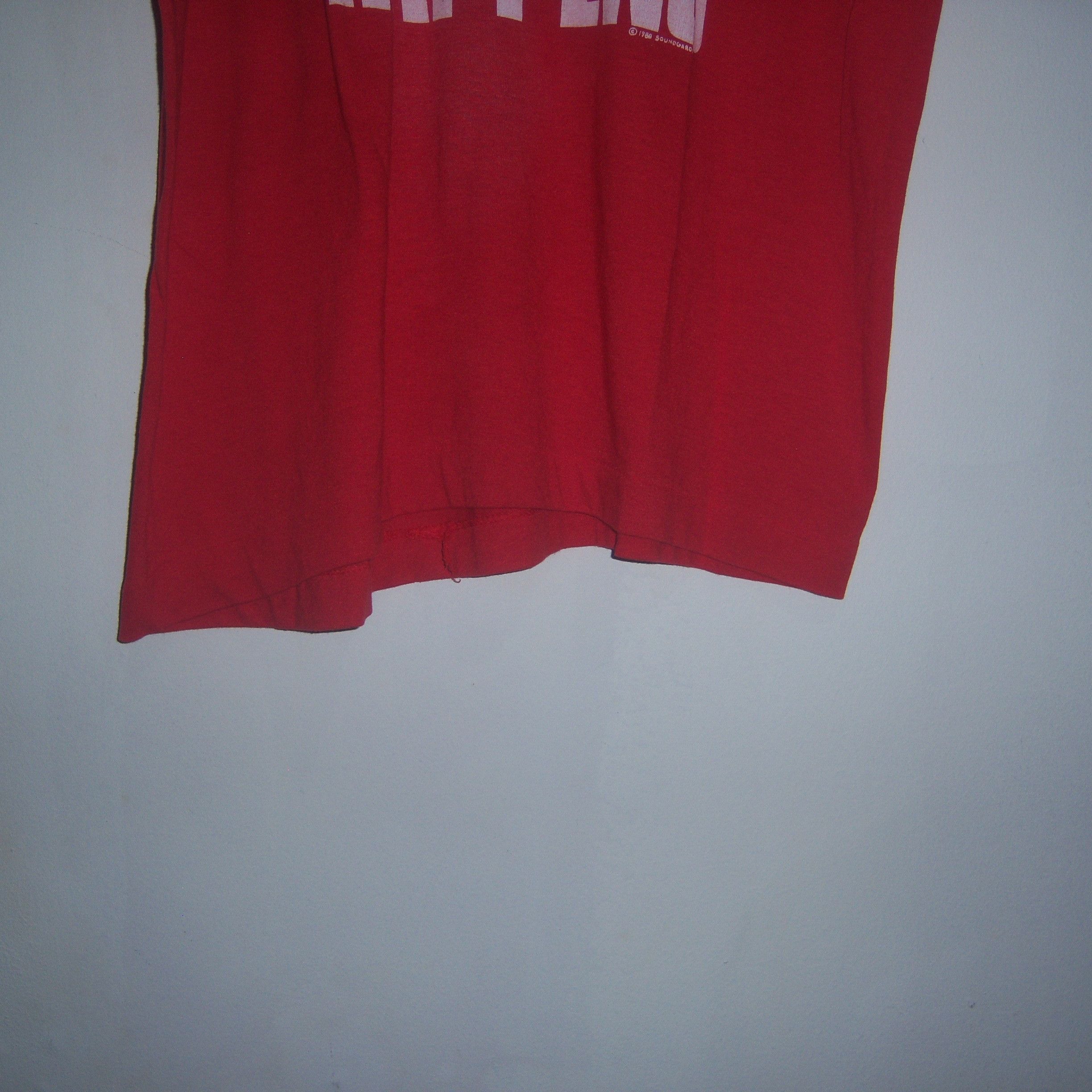 Band Tees × Vintage Soundgarden Vintage Happens 80s Size US L / EU 52-54 / 3 - 7 Thumbnail