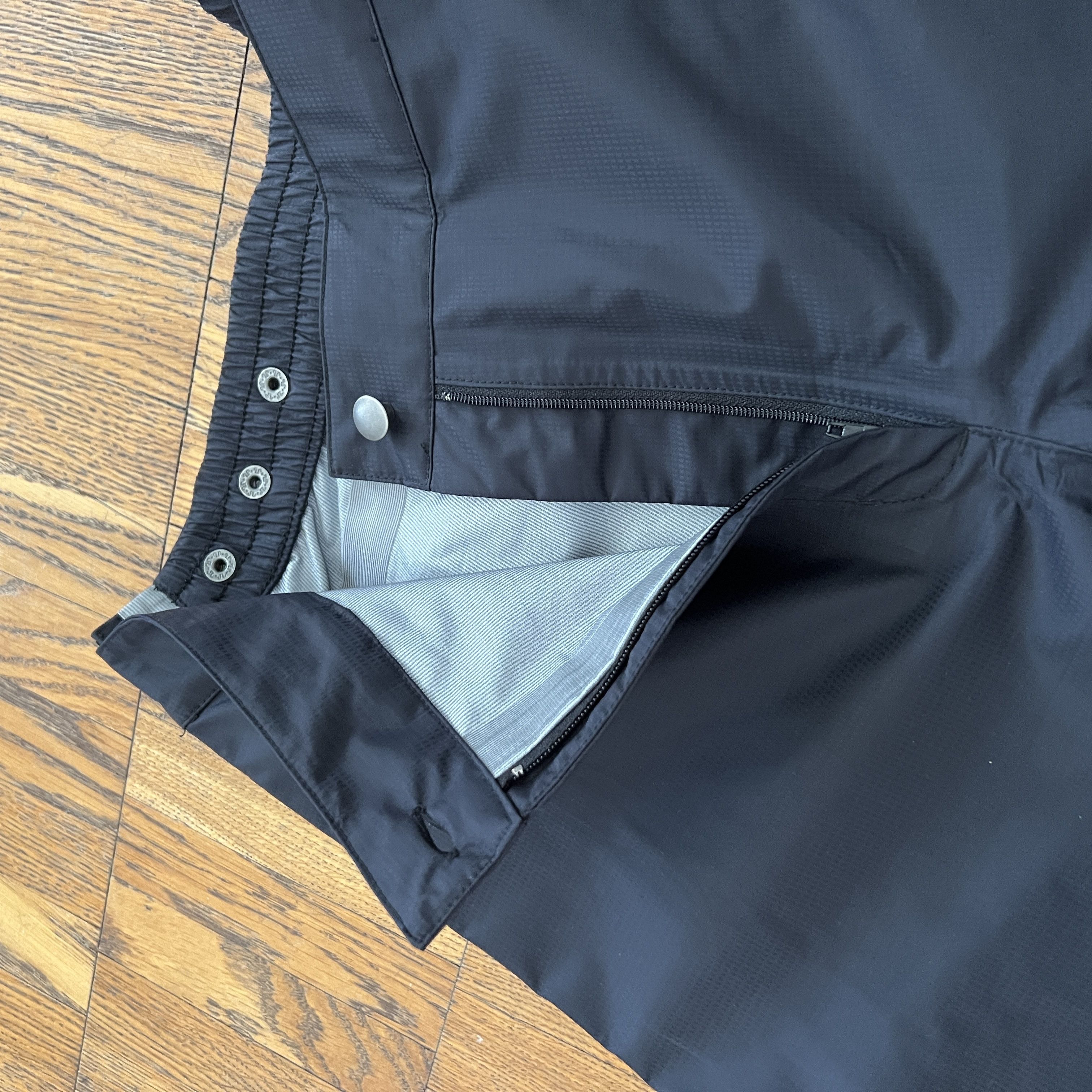Arc'teryx Women's SAS Scandinavian Airlines Waterproof Pants Size 40 Size 27" / US 4 / IT 40 - 9 Thumbnail