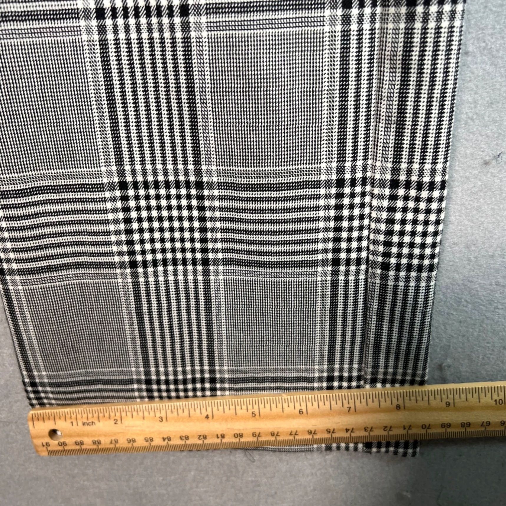 Vintage Derek Lam 10 Crosby Womens Plaid Pants... Size 30 Waist Straight Leg Gray Polyester Rayon Dress Pants Womens Mids Rise 38in Inseam - Vintage/Used Size 30" / US 8 / IT 44 - 7 Thumbnail