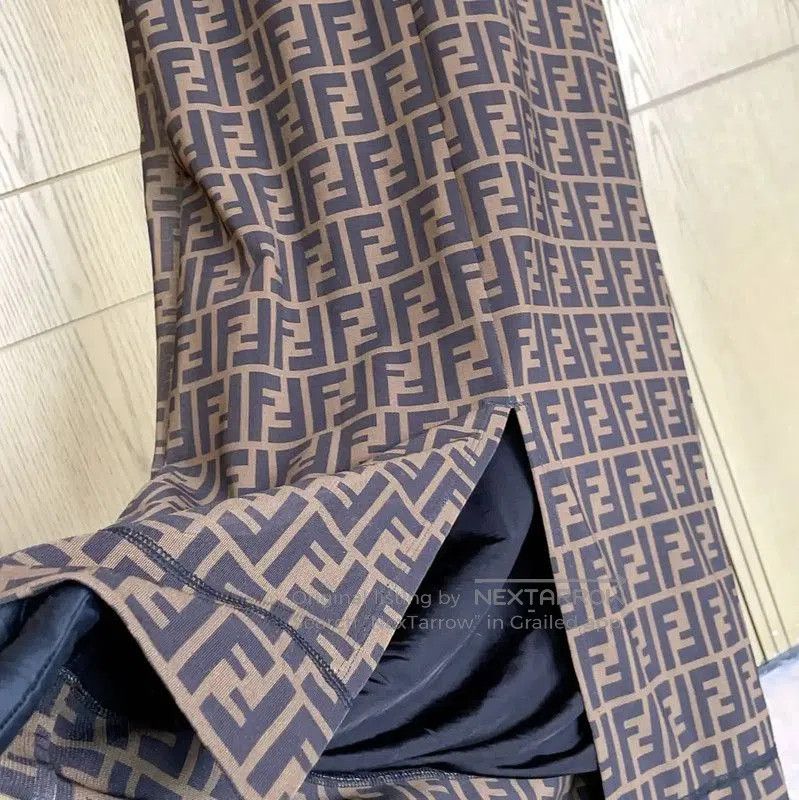 Fendi Fendi Brown Printed Short Sleeve Midi Dress . Size M / US 6-8 / IT 42-44 - 6 Thumbnail