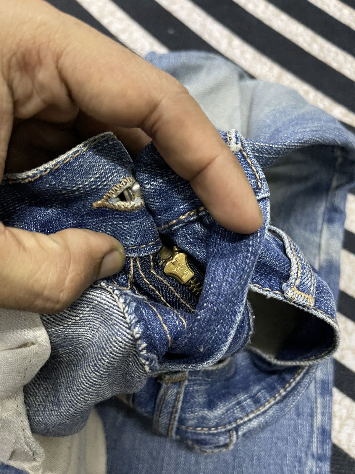 PPFM 2000s PPFM FLARE DISTRESSED DENIM RARE DESIGN Size US 30 / EU 46 - 13 Thumbnail