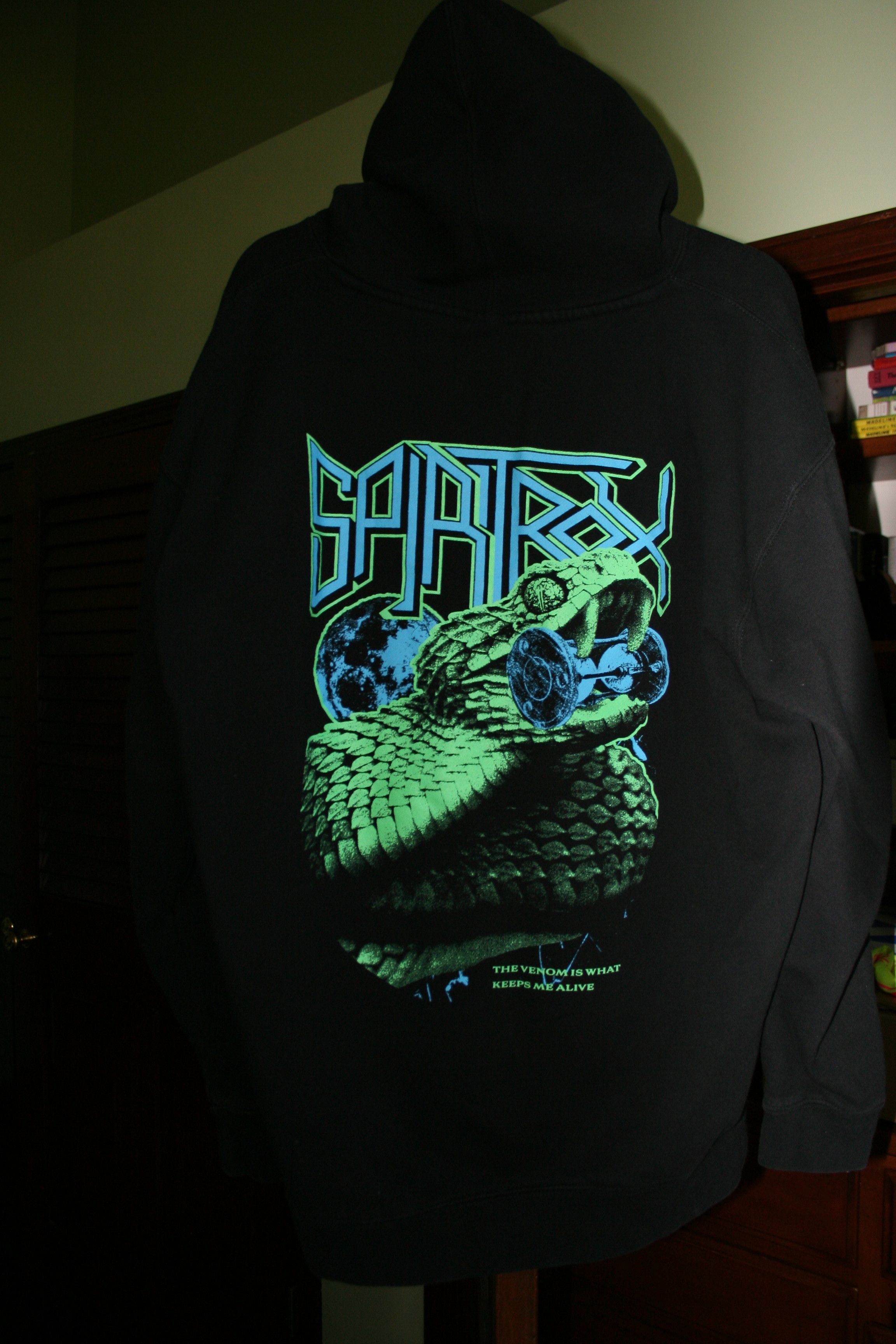Other Spiritbox Snake Venom Hoodie Size US XL / EU 56 / 4 - 1 Thumbnail