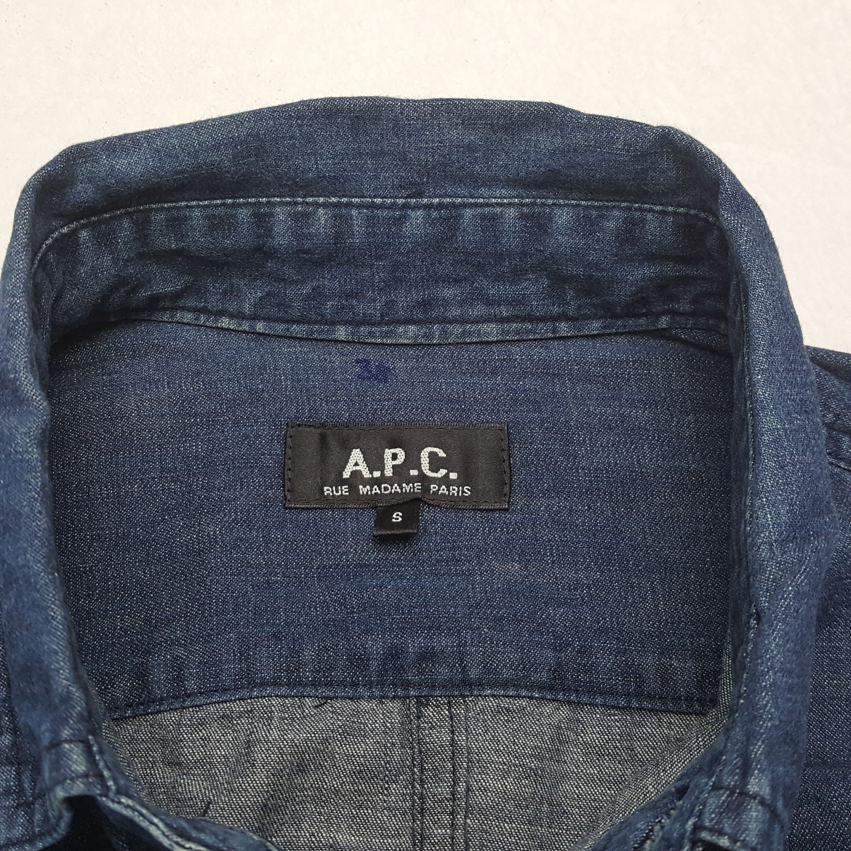 A.P.C. A.P.C Japanese Style Shirt C301N37 Size US S / EU 44-46 / 1 - 6 Thumbnail