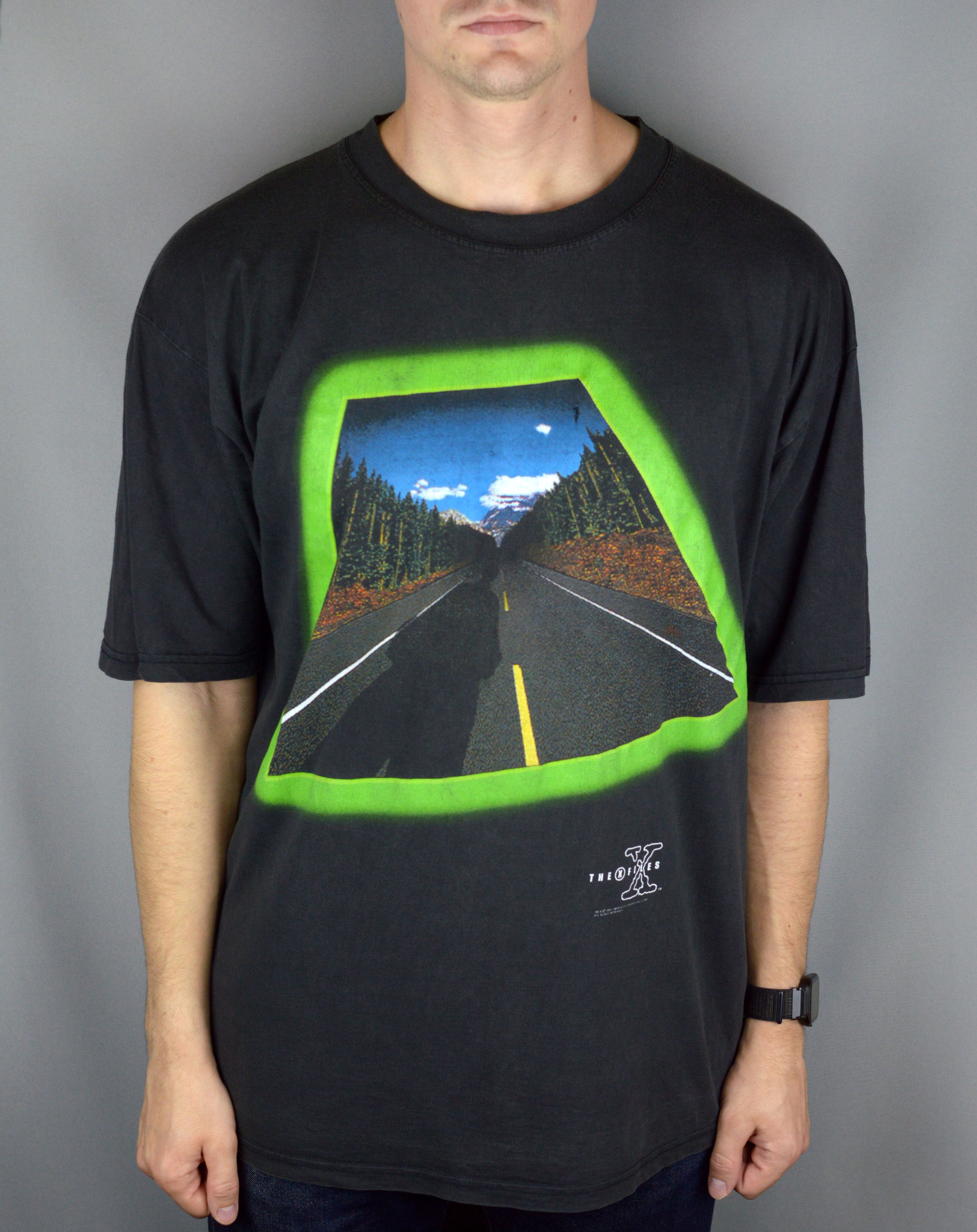 Vintage Vintage X Files Road Shadow 1994 t shirt Size US XL / EU 56 / 4 - 1 Thumbnail