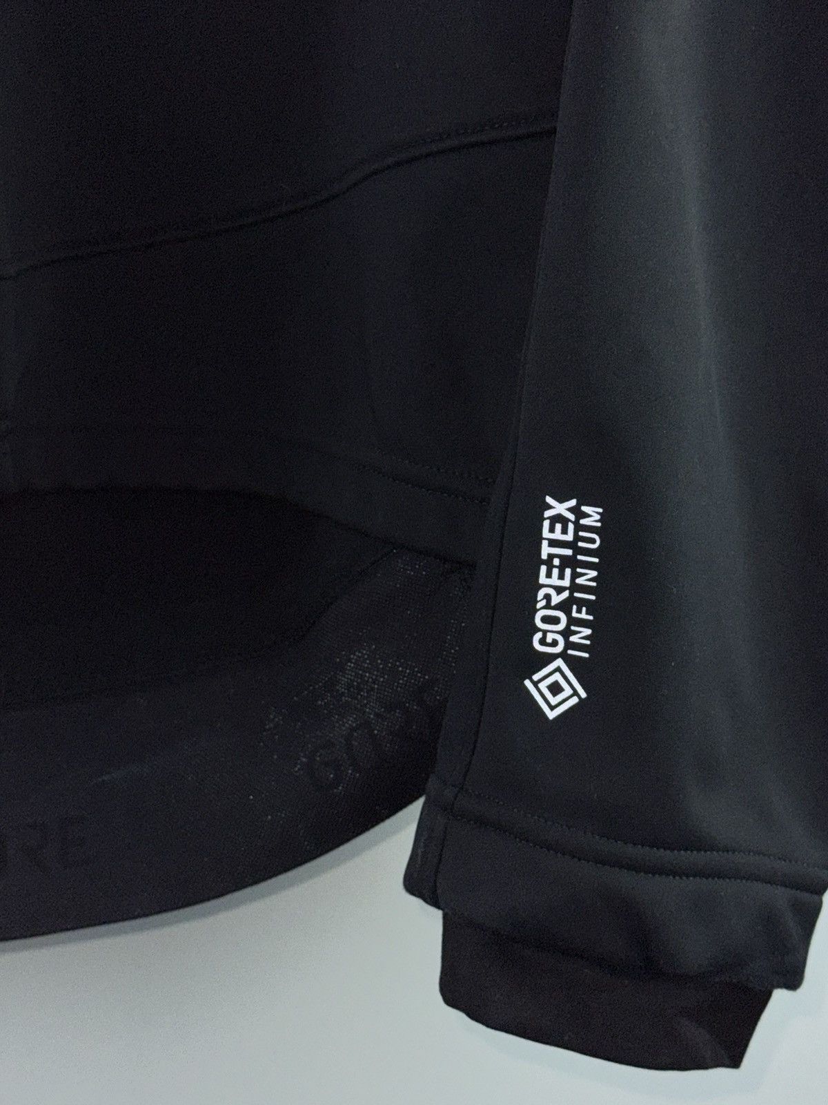 GOREWEAR GORE Bike Wear Gore-Tex Infinium Cycling Jacket Triple Black Size US M / EU 48-50 / 2 - 3 Thumbnail