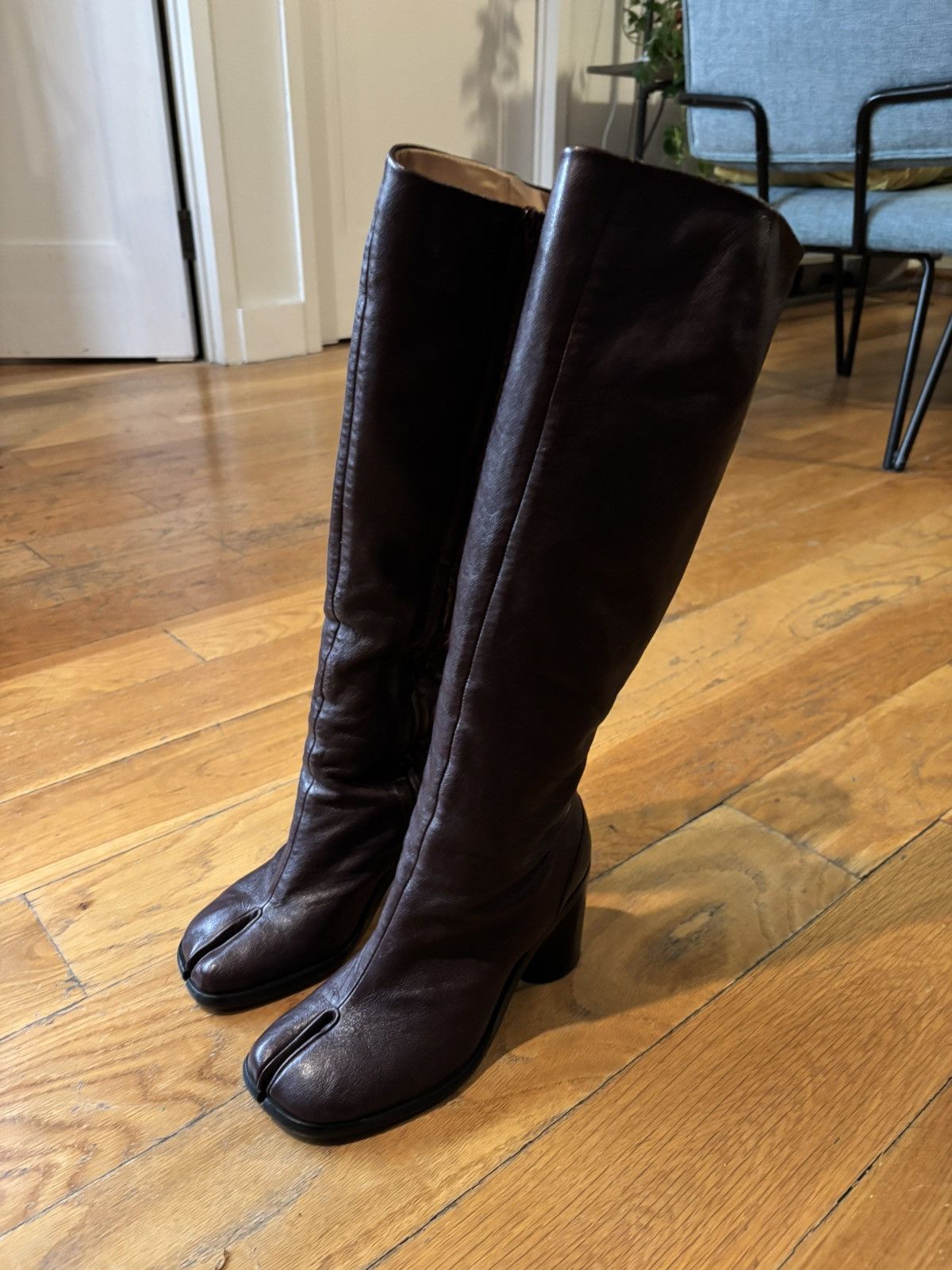 Maison Margiela Maison Margiela Knee High Boots Tabi Size US 6.5 / IT 36.5 - 2 Thumbnail
