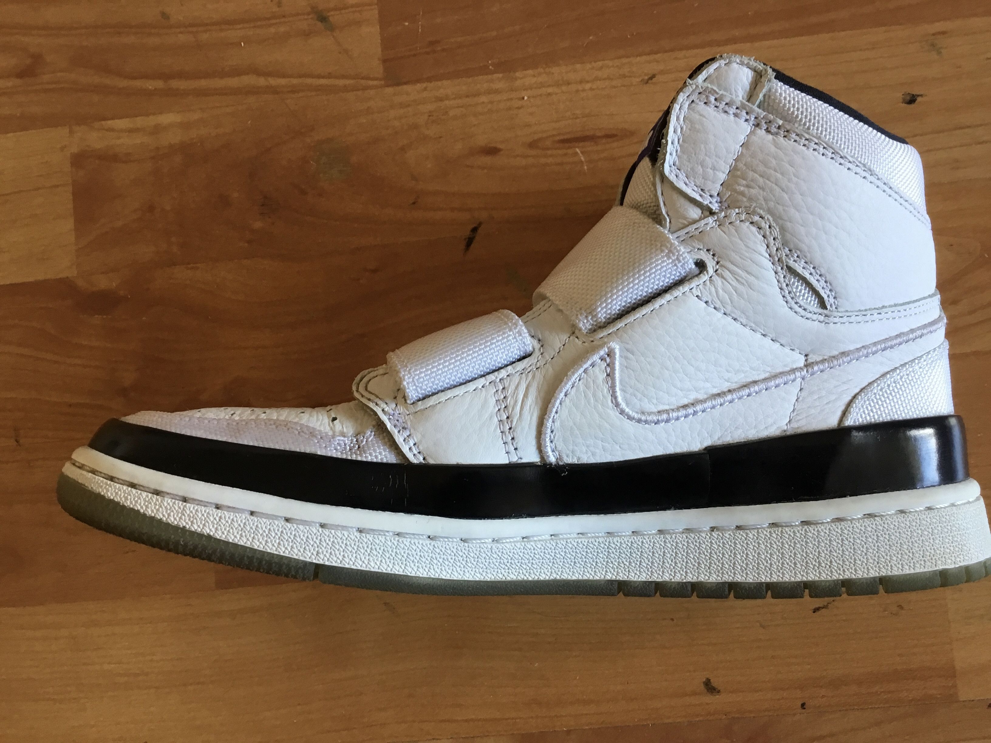 Nike NIKE AIR JORDAN 1 RE HI DOUBLE STRP Size US 8.5 / EU 41-42 - 9 Thumbnail